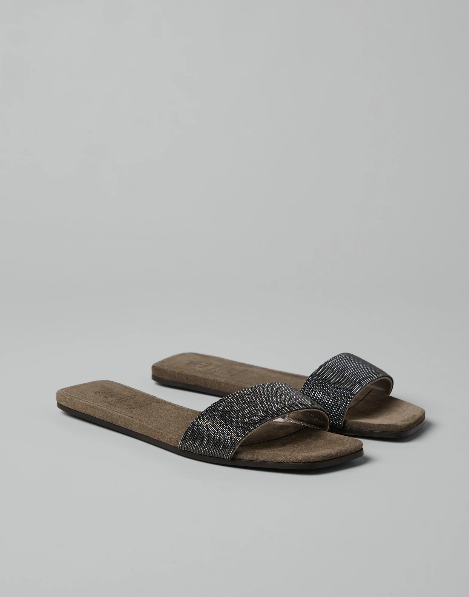 Precious slides in suede