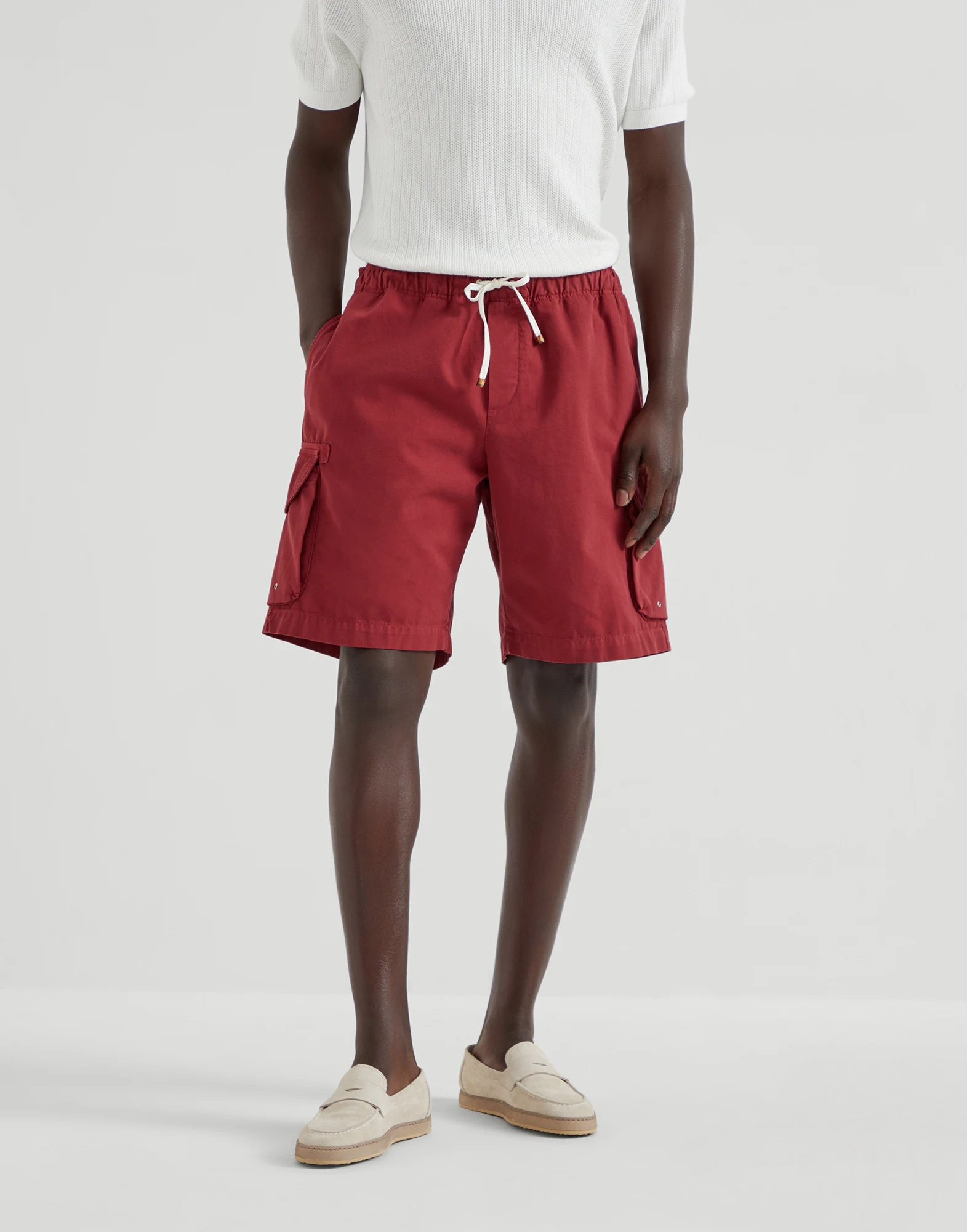 Bermuda shorts with cargo pockets