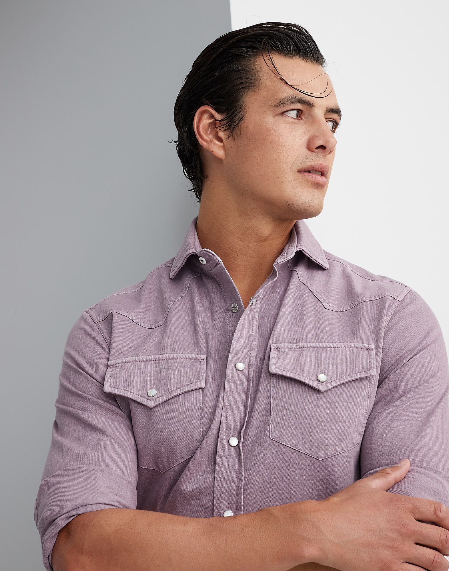 Garment-dyed easy fit western shirt in lightweight denim