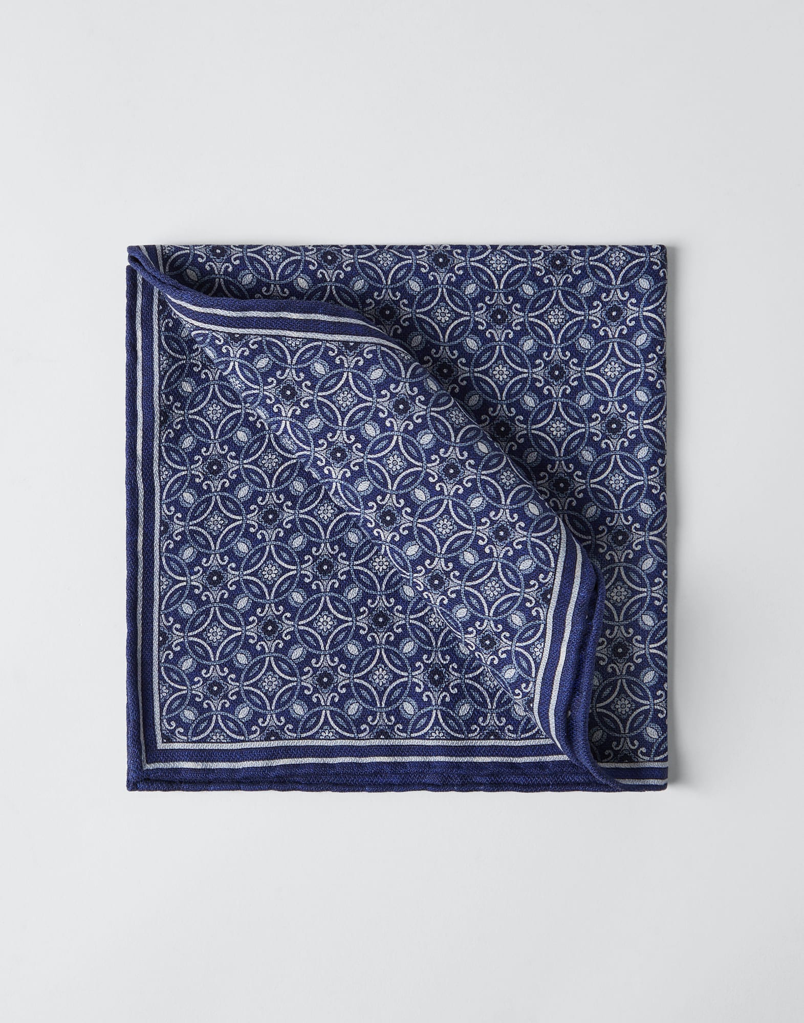 Double face silk pocket square