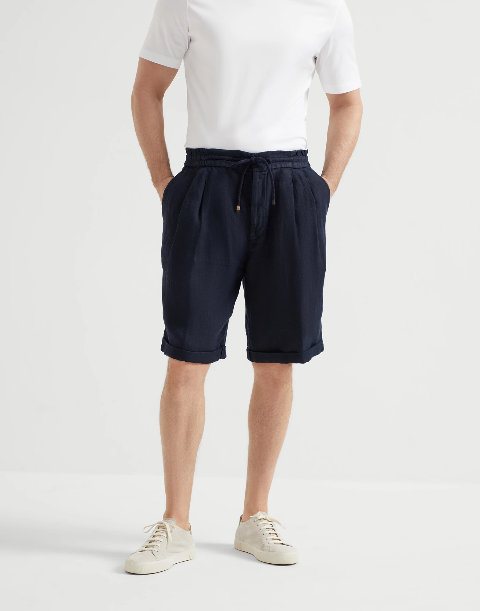 Bermuda shorts with drawstring