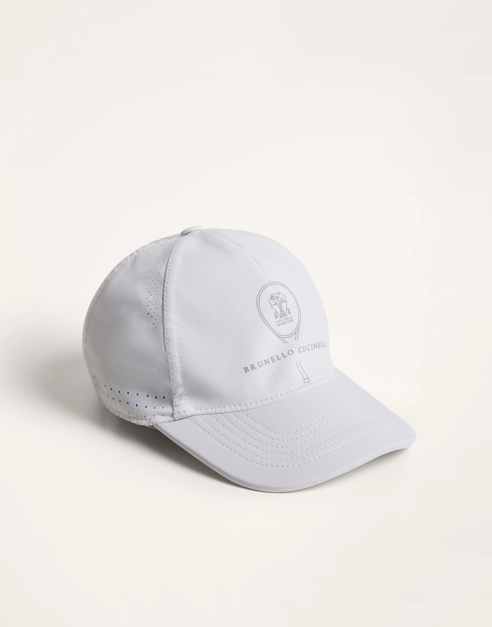 Lightweight techno fabric baseball cap with tennis logo