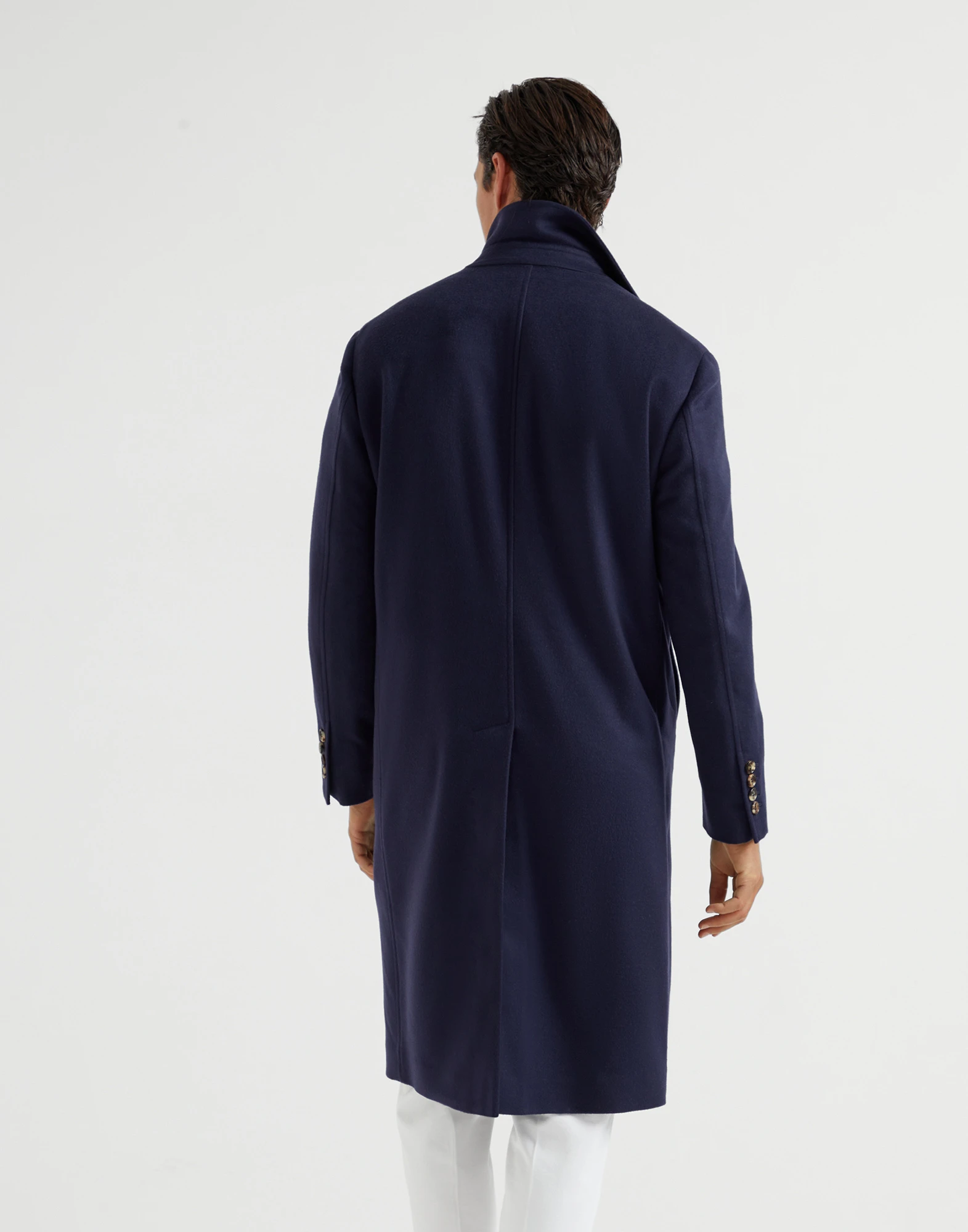 Cashmere & vicu?a beaver cloth coat