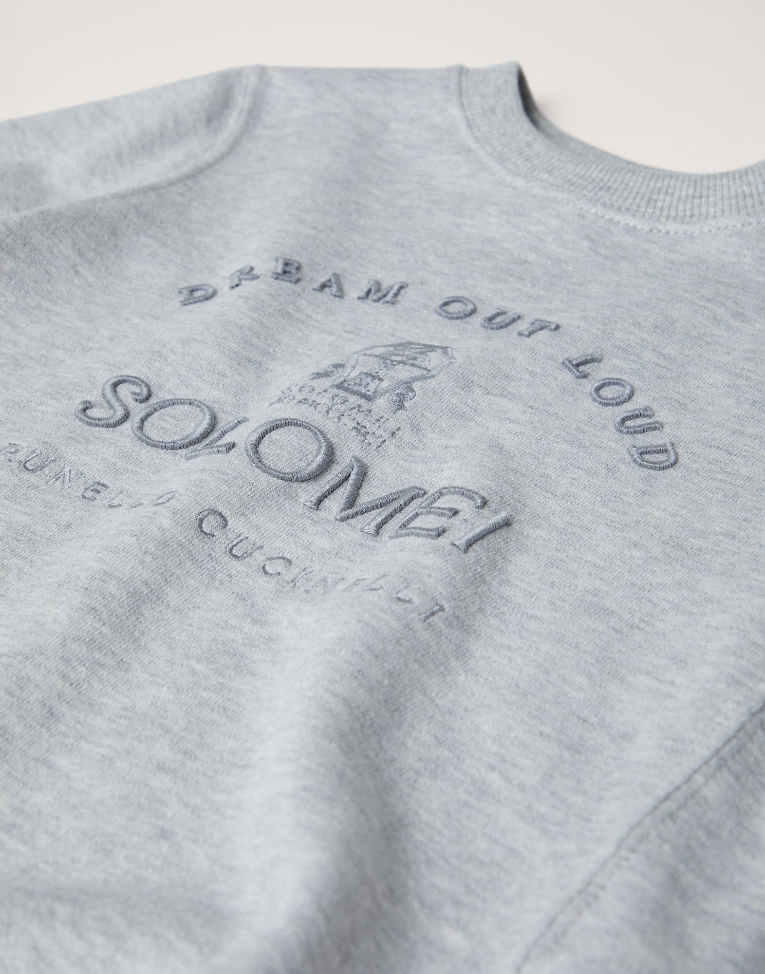 Cotton and linen sweatshirt with embroidery