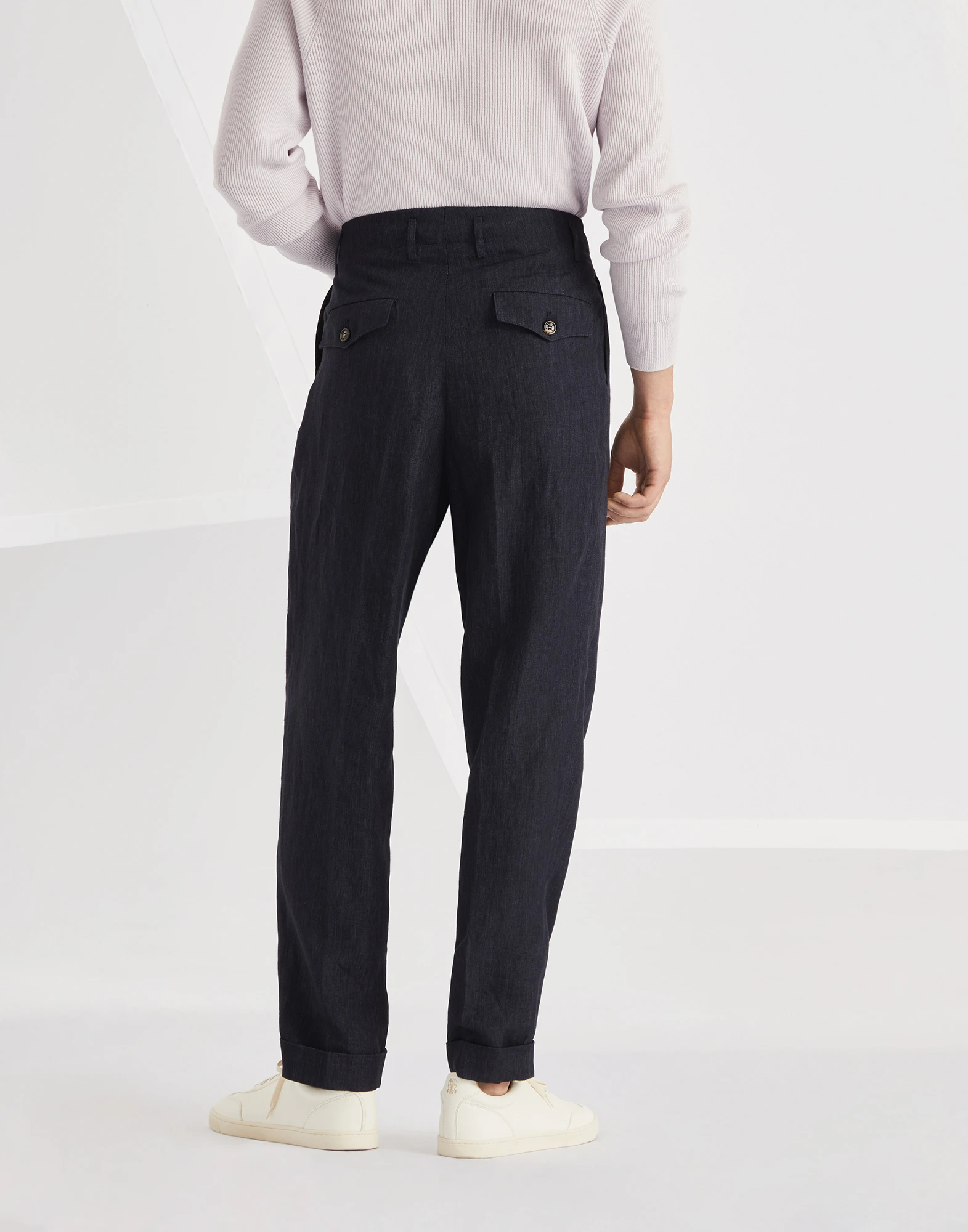 D��lav�� linen trousers