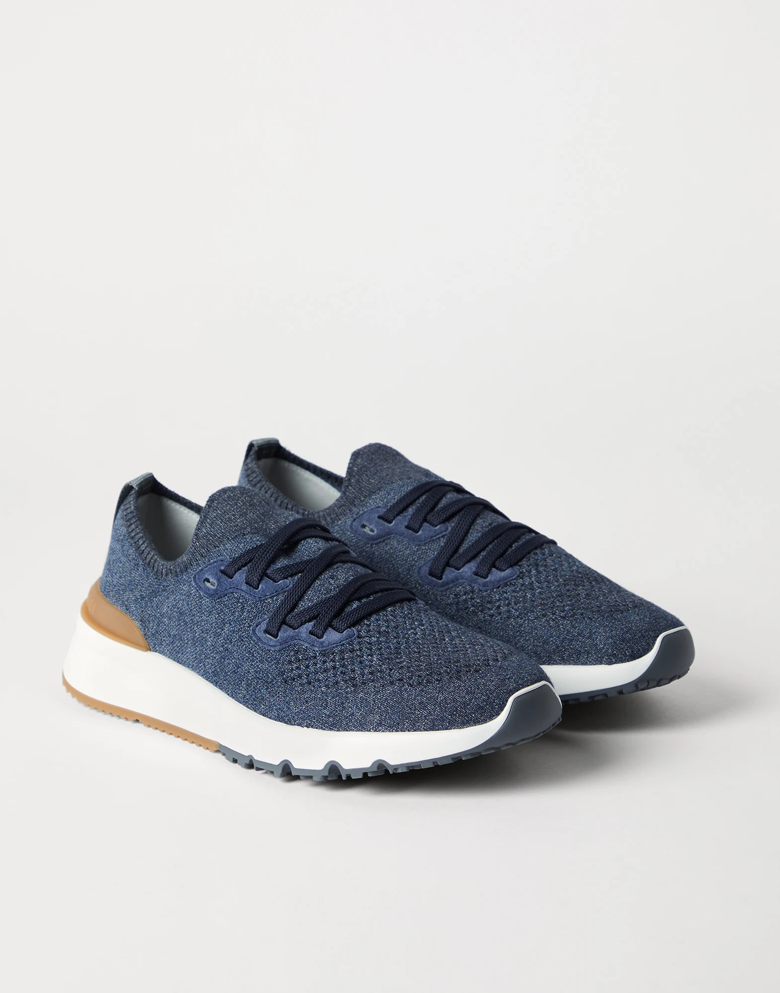 Knit runners