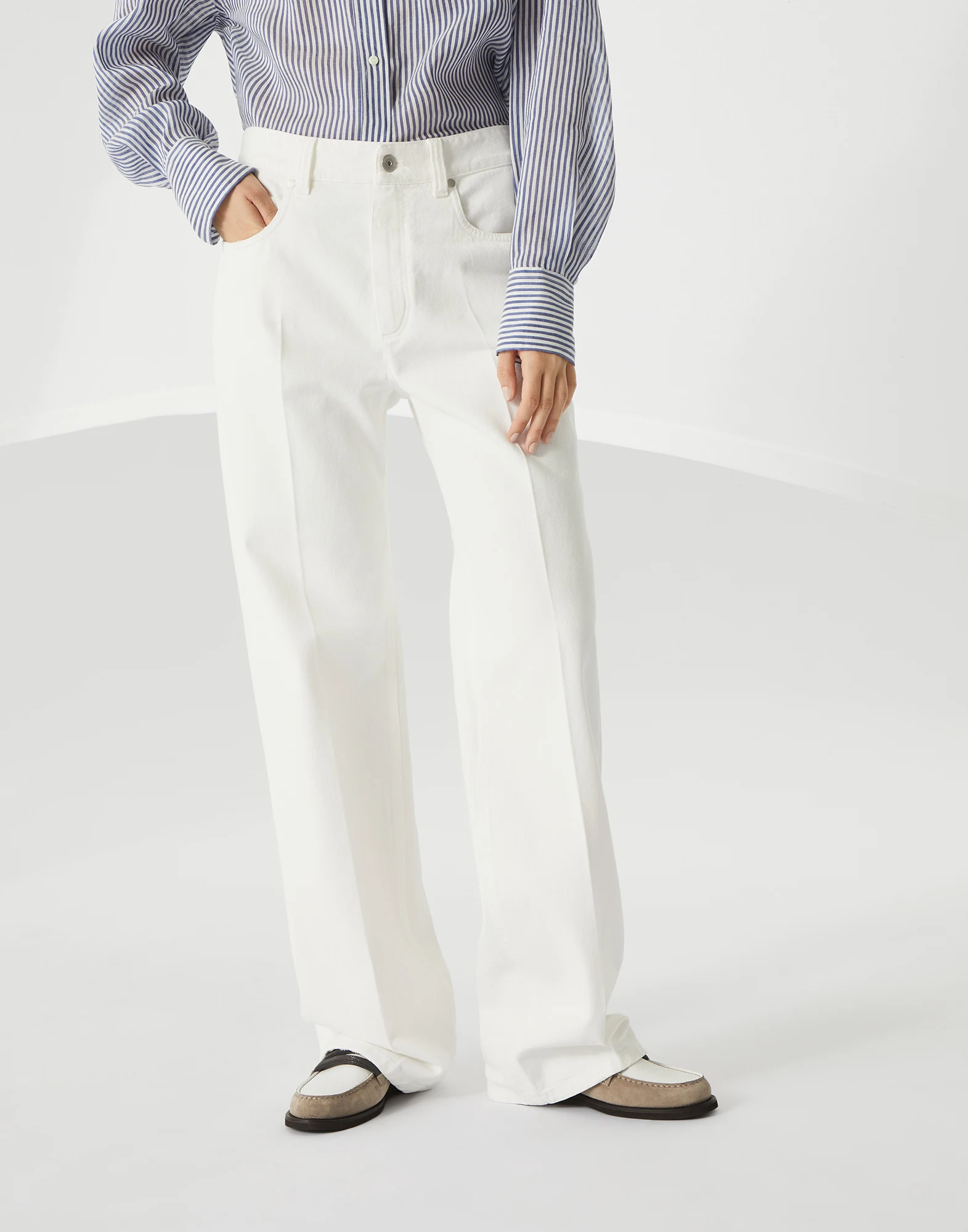 Contemporary Loose trousers