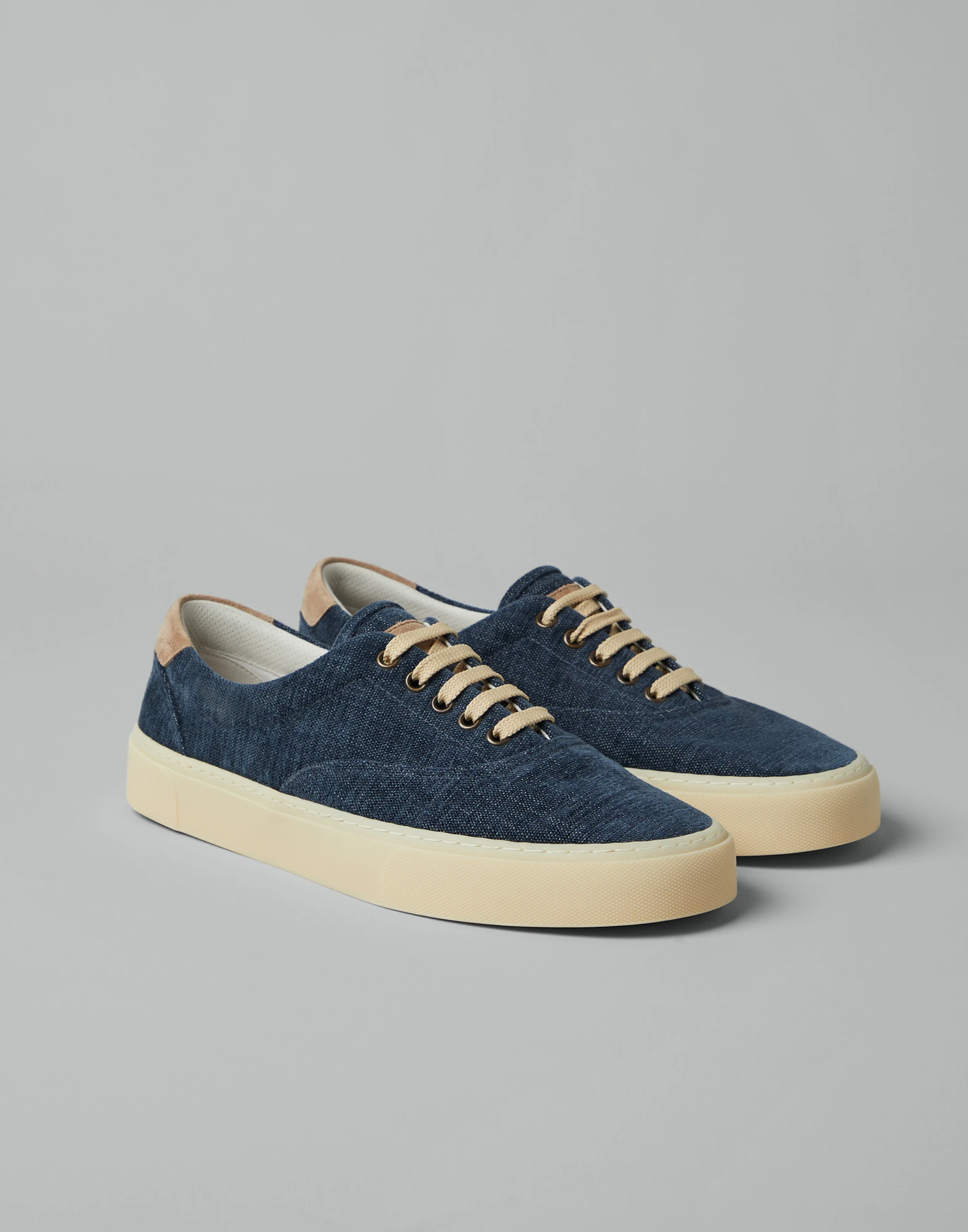 Canvas sneakers