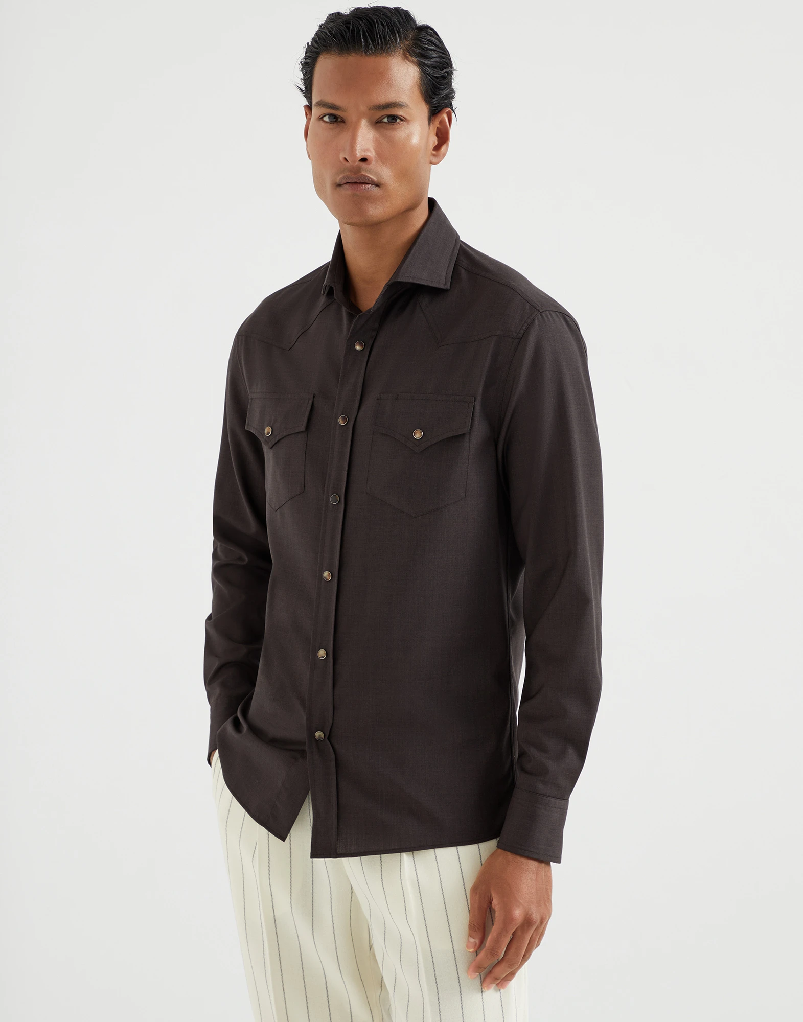 Shirt with snaps