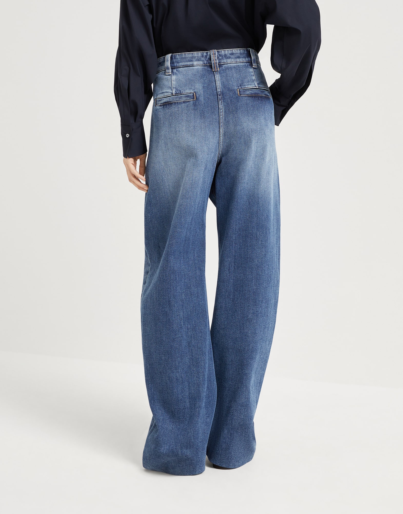 Loose Curved trousers