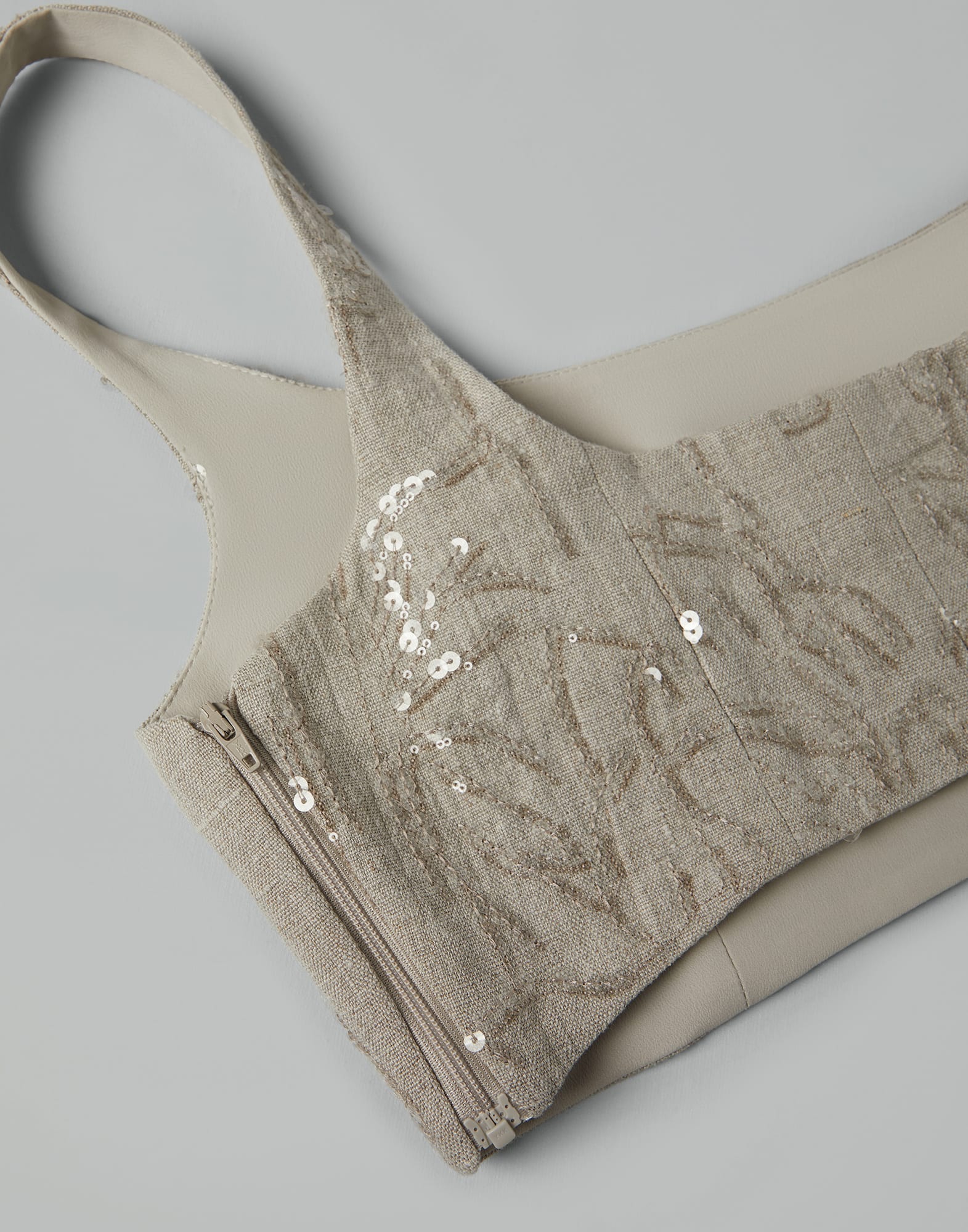 Linen canvas cropped top with dazzling flower embroidery