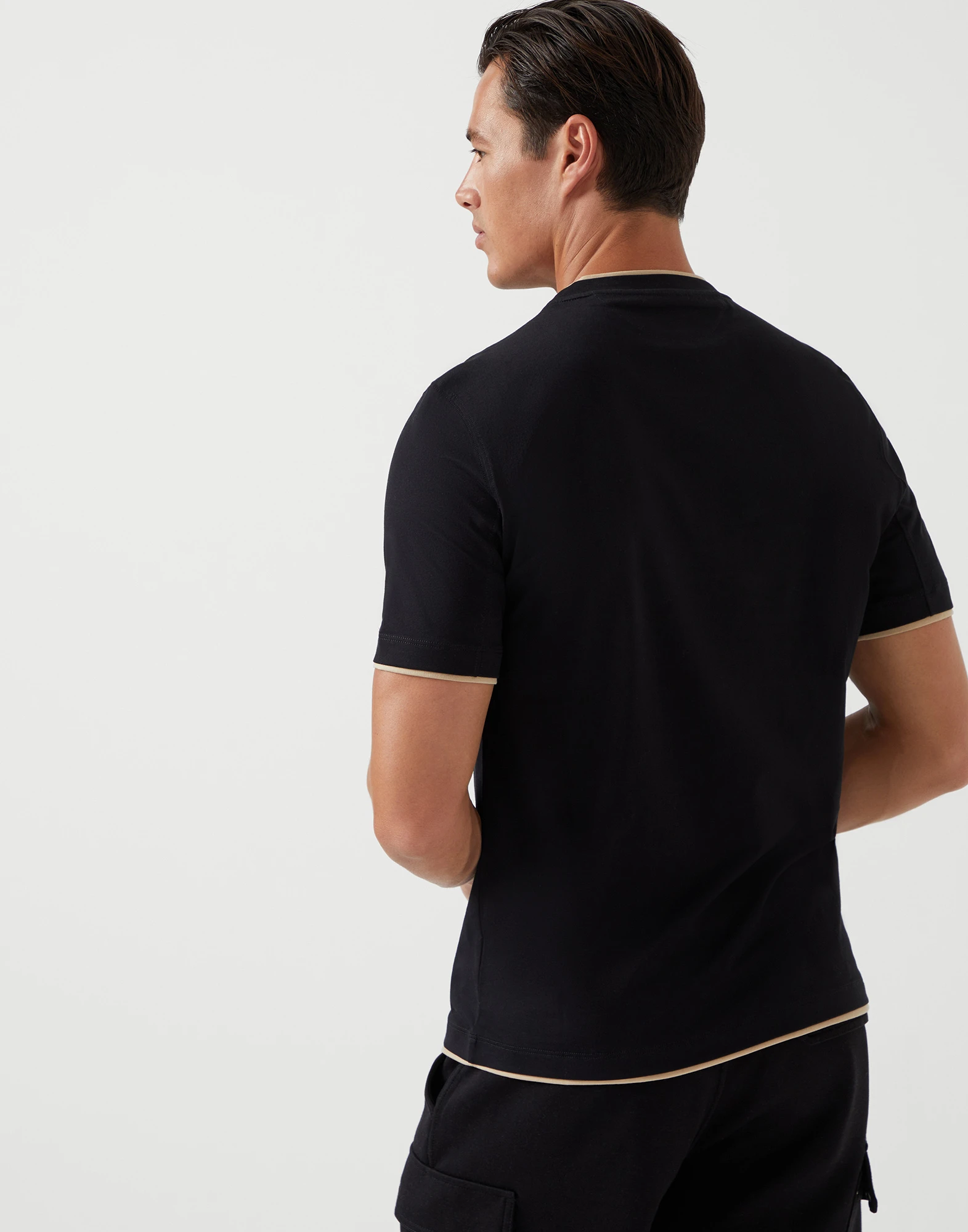 T-shirt with faux-layering