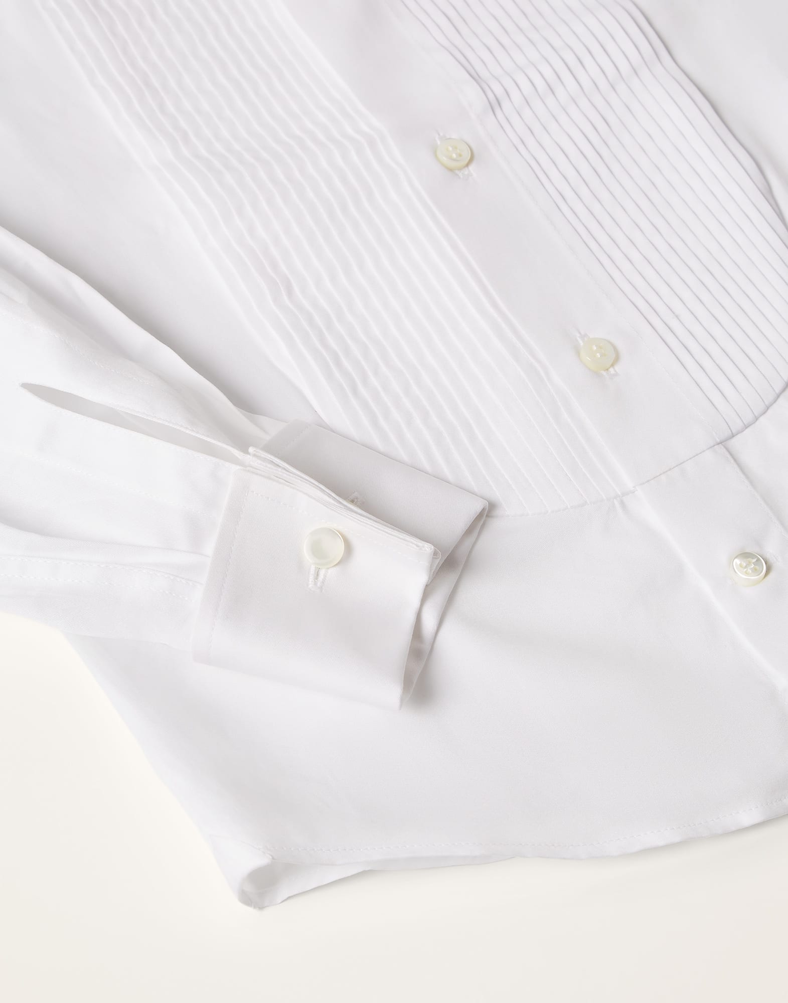 Giza cotton twill tuxedo shirt with pleated bib
