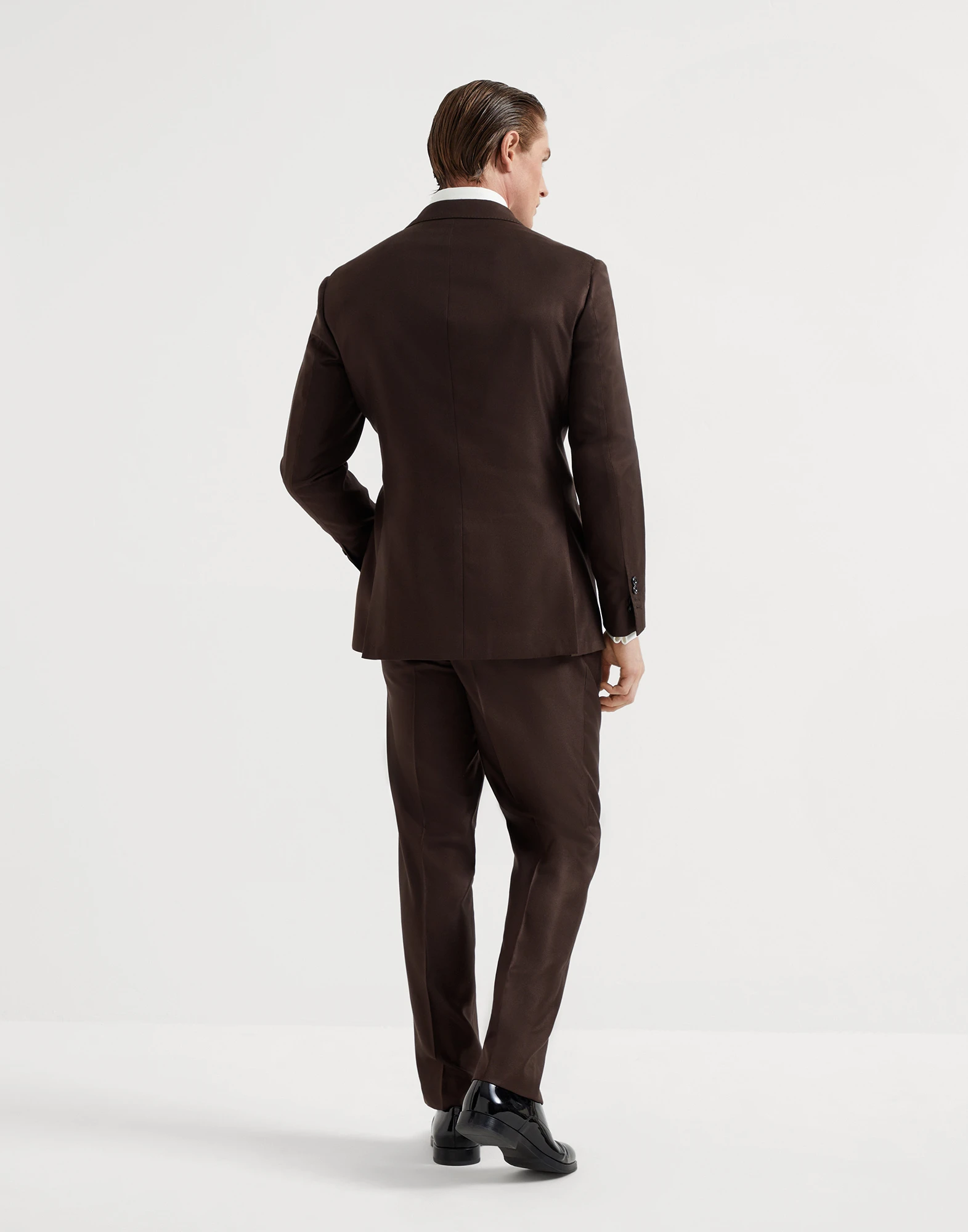 Tuxedo with one-and-a-half-breasted jacket