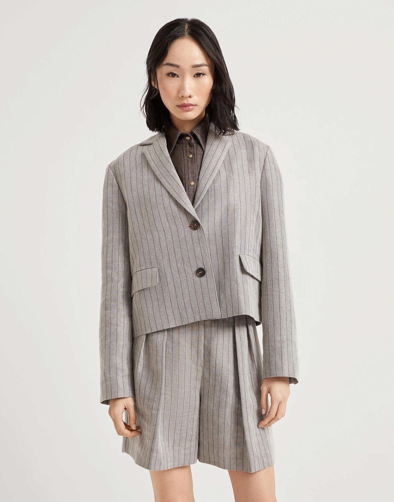 Cropped blazer with monili