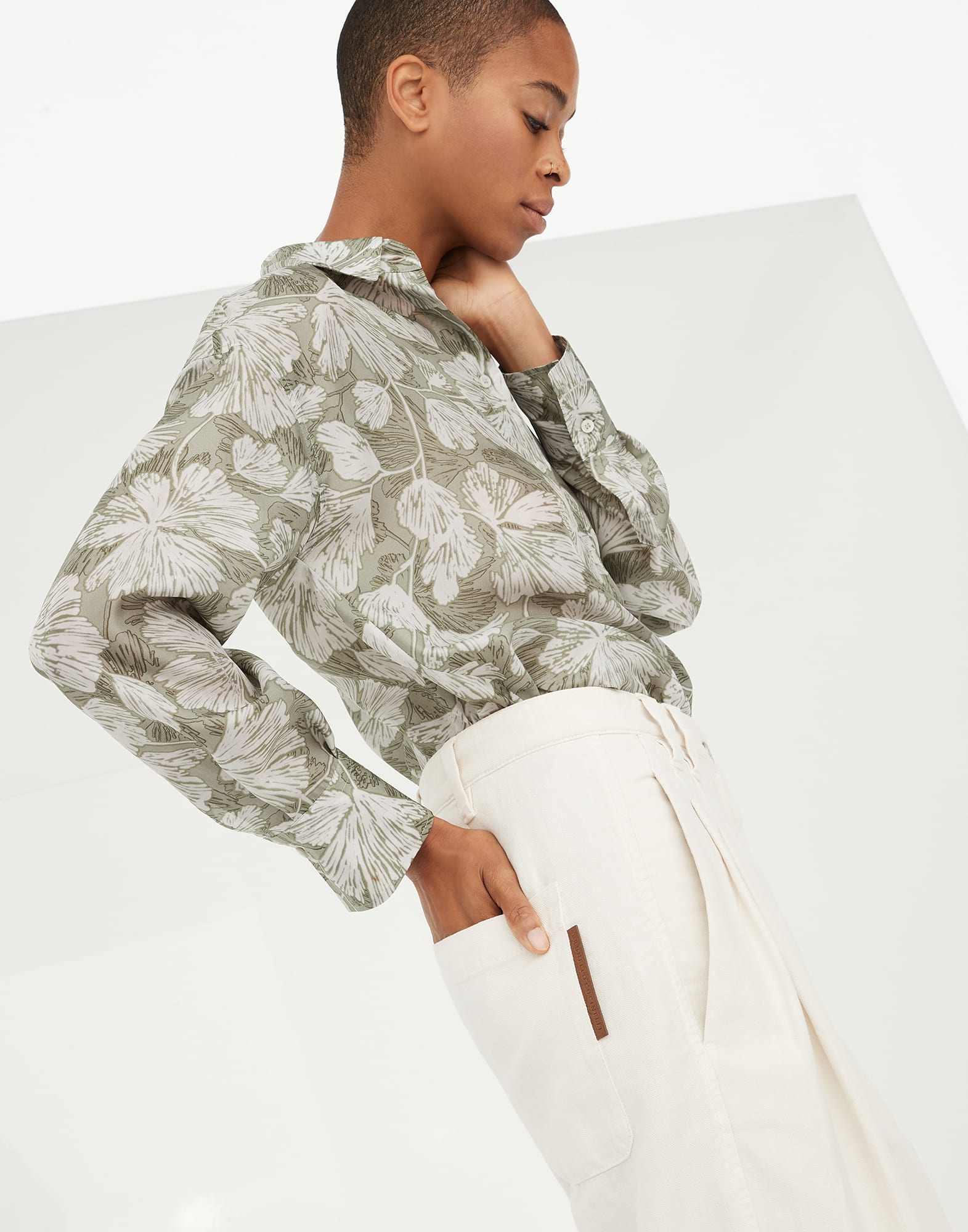 Garment-dyed relaxed trousers in cotton and linen cover