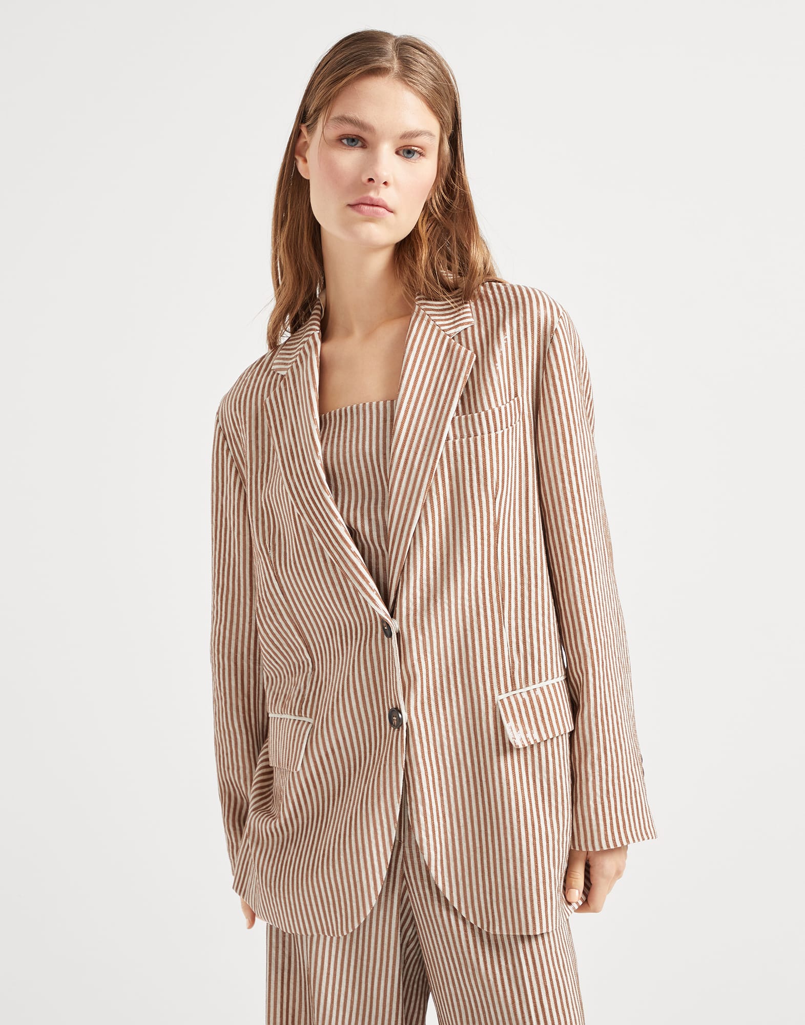 Dazzling Embroidery blazer