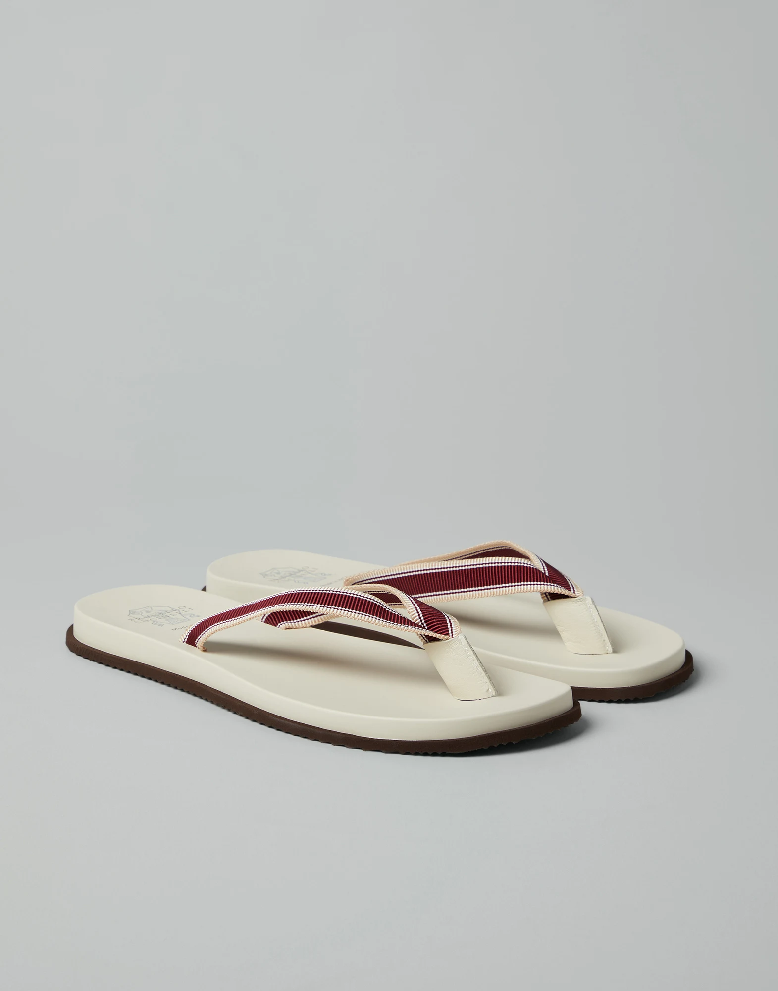 Flip-flops with striped grosgrain band