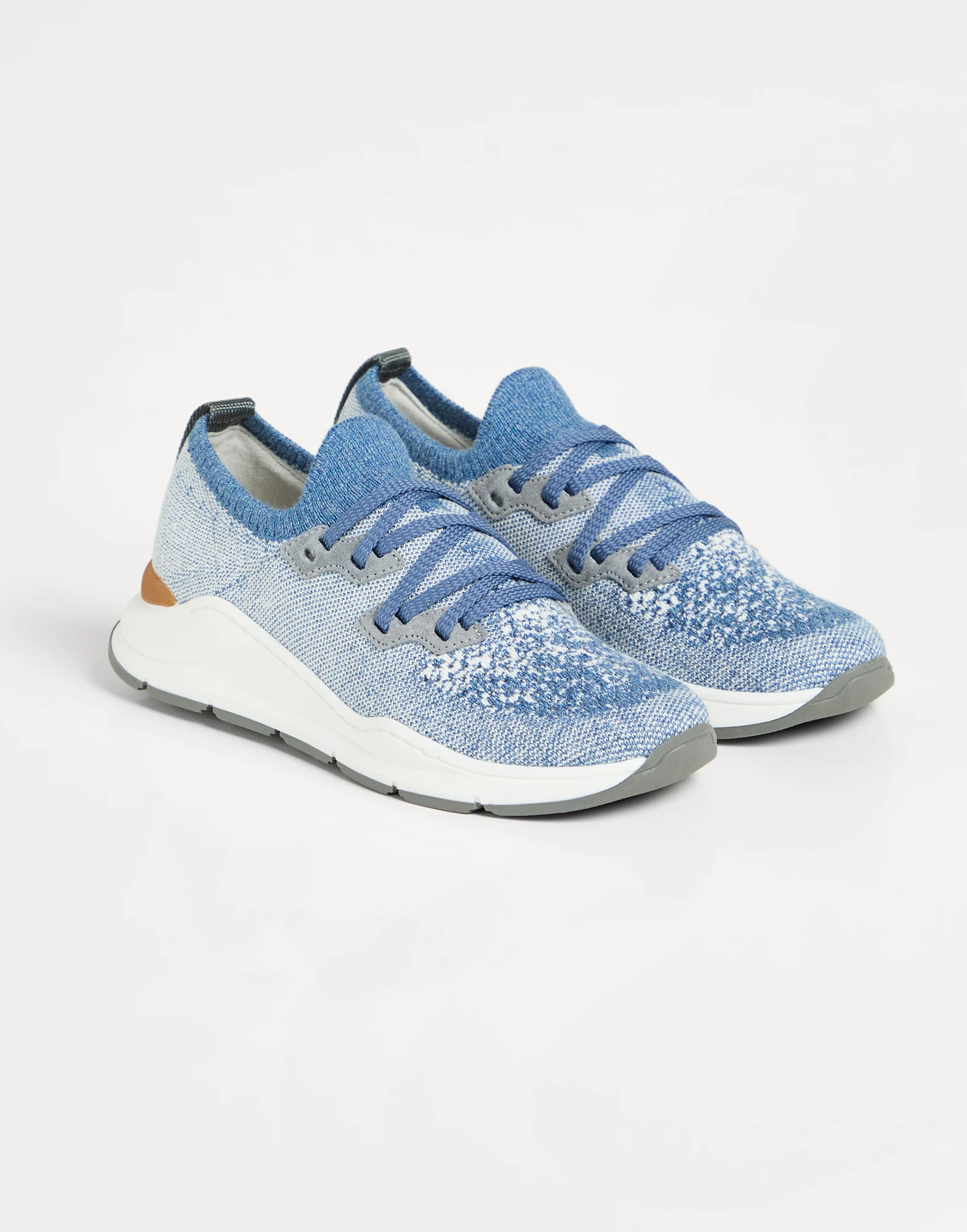 Knit runners