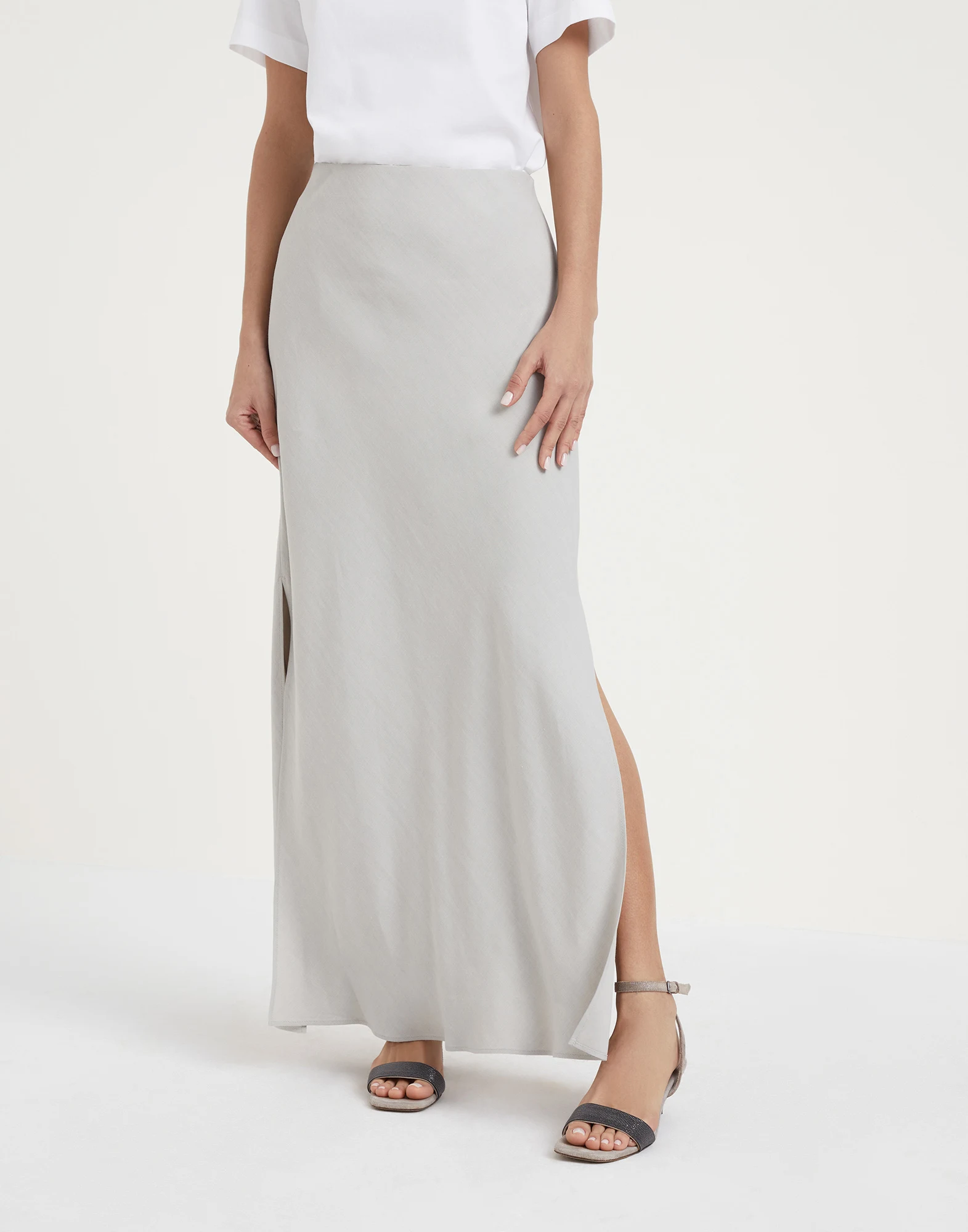 Viscose and linen twill fluid bias-cut skirt