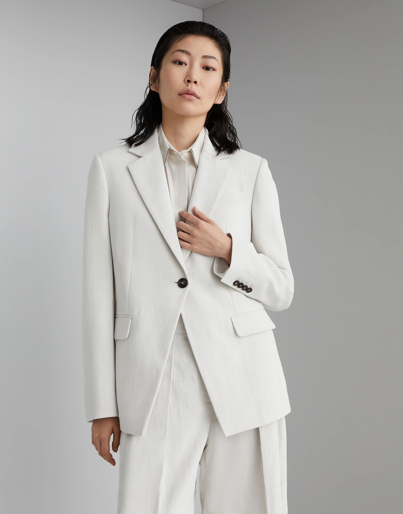 Cotton and linen gabardine blazer with monili