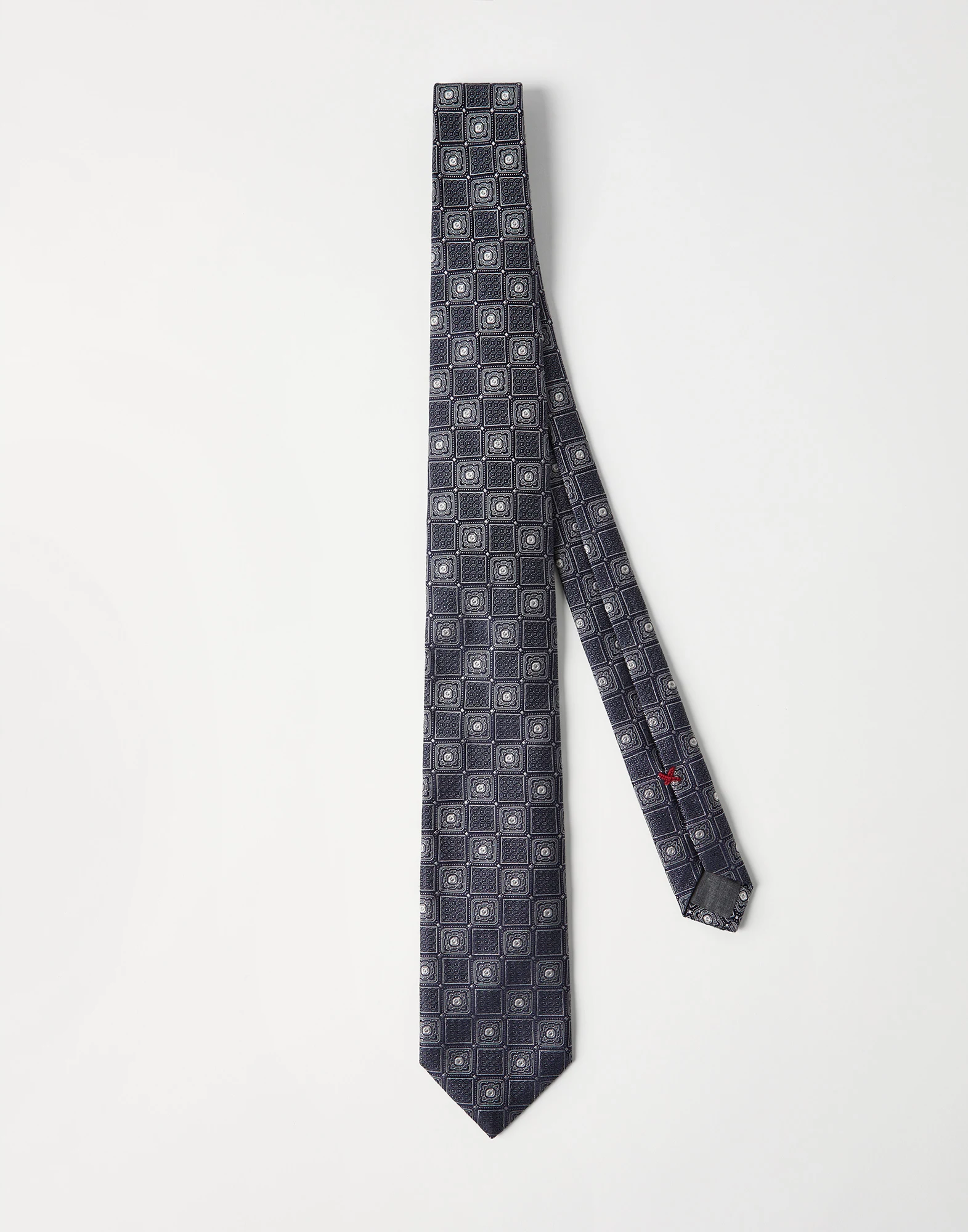 Silk tie with geometric design