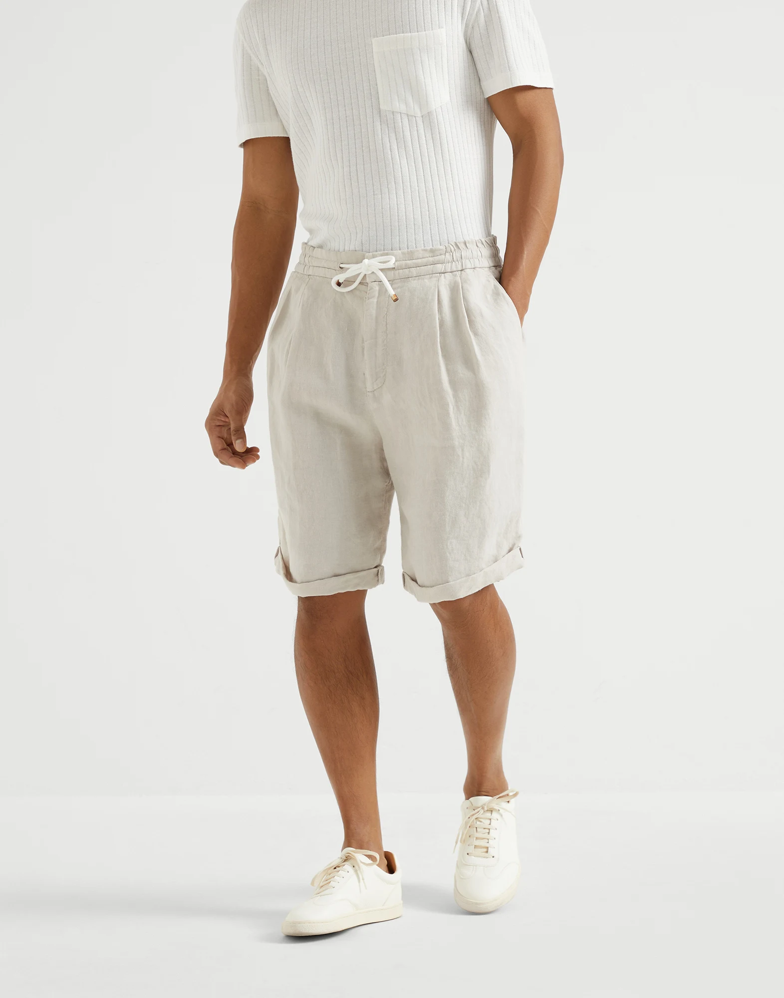 Bermuda shorts with drawstring