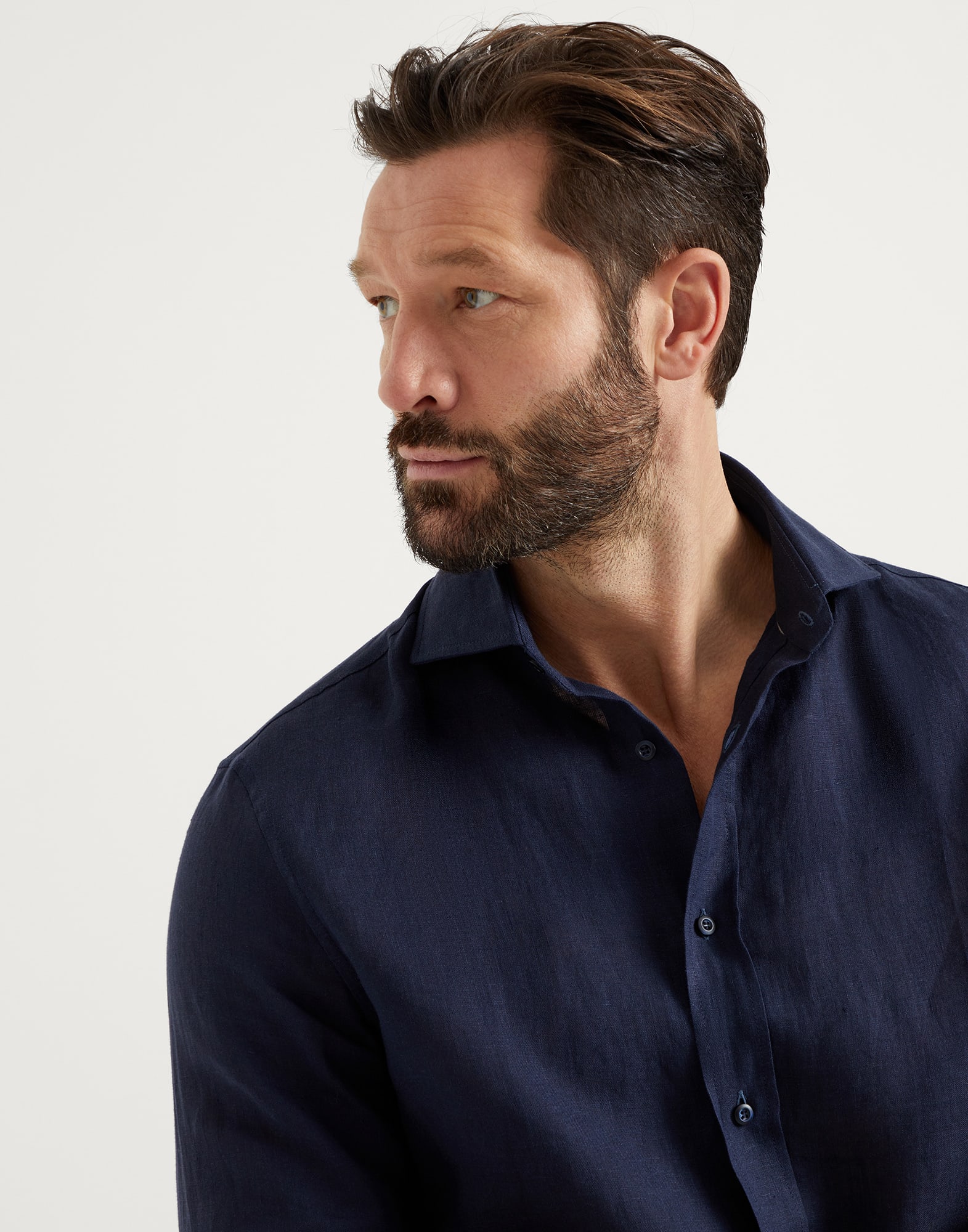 Linen easy fit shirt with spread collar