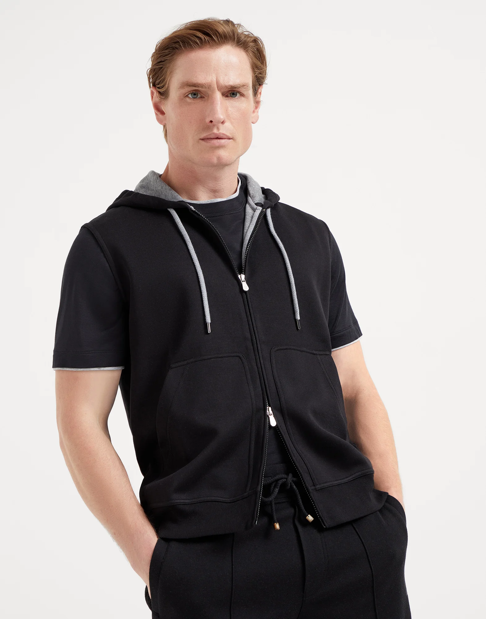 Sleeveless sweatshirt