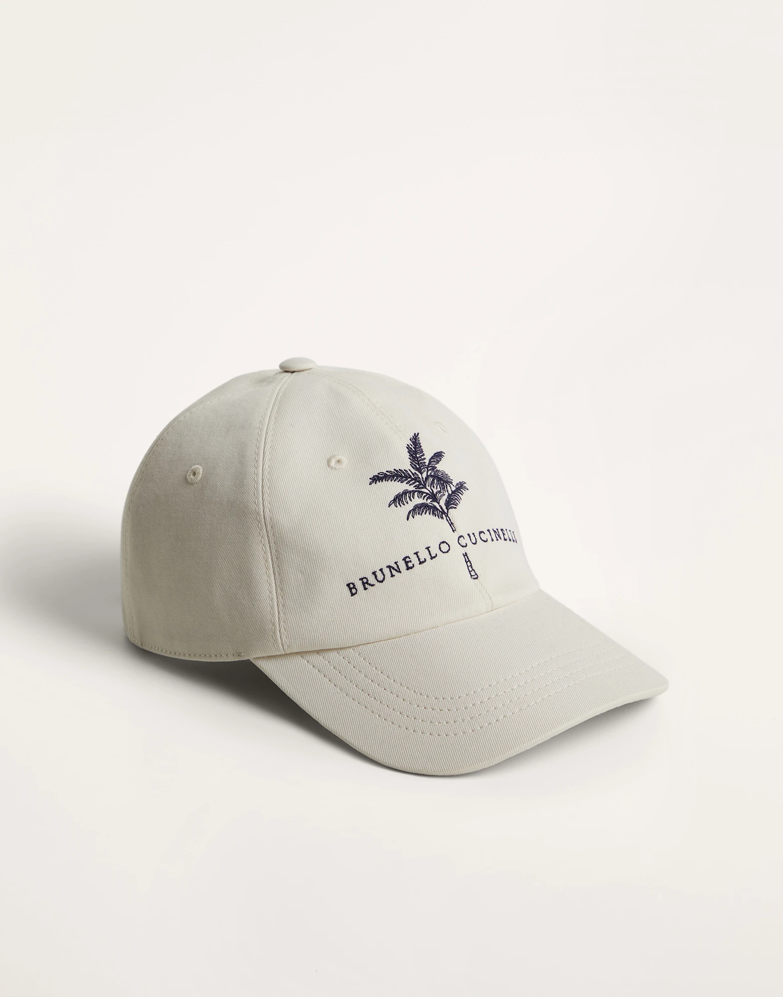 Garment-dyed cotton baseball cap with embroidery