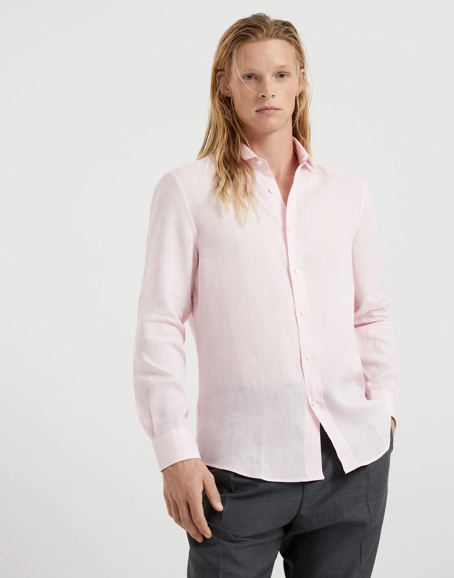 Linen easy fit shirt with spread collar