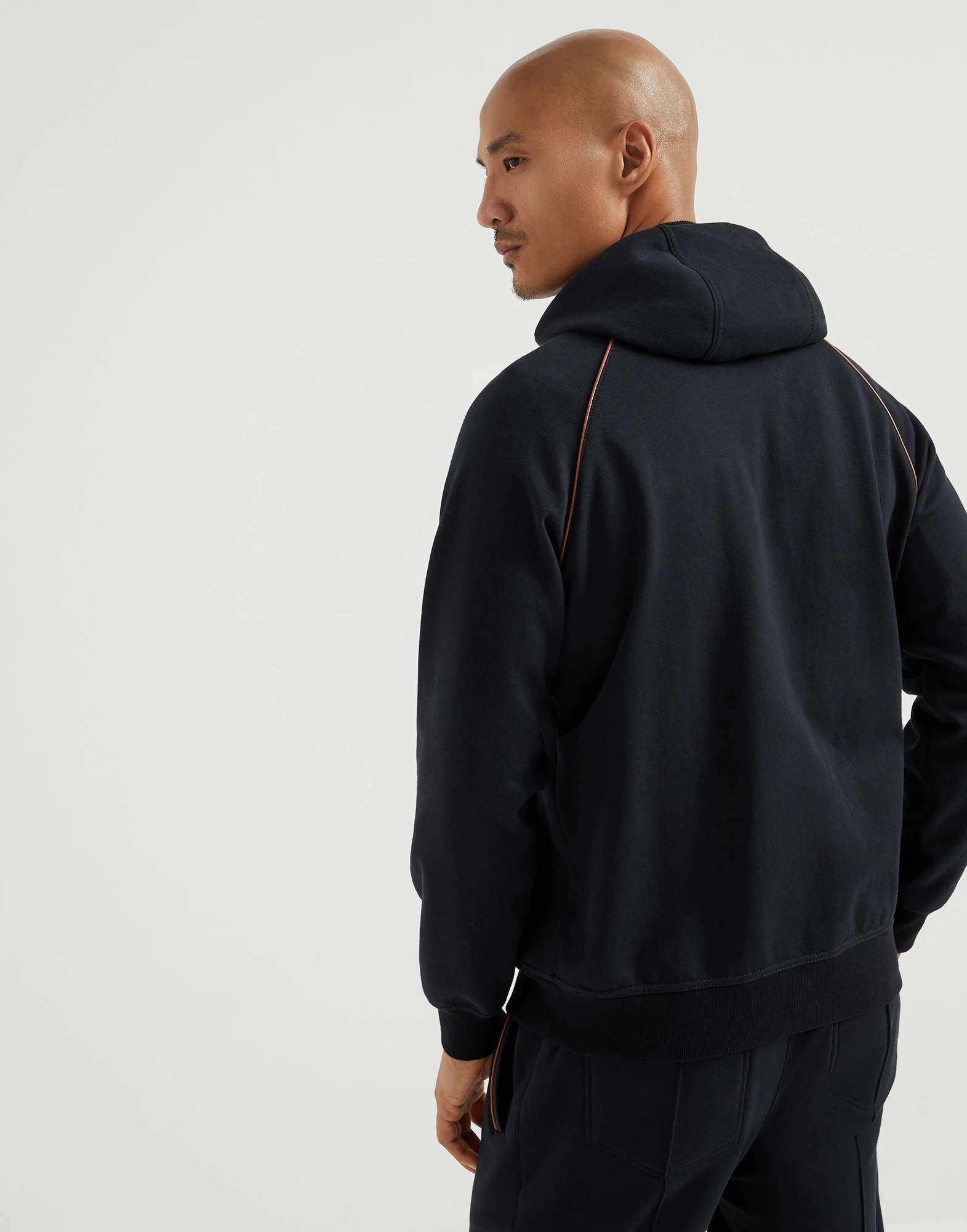 Hooded zip-up sweatshirt