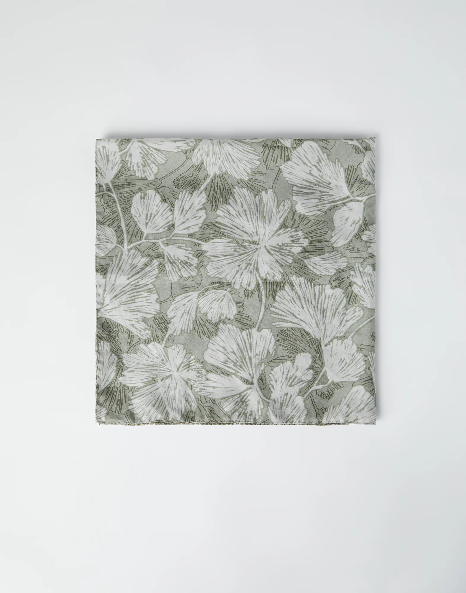 Silk flower print pongee foulard