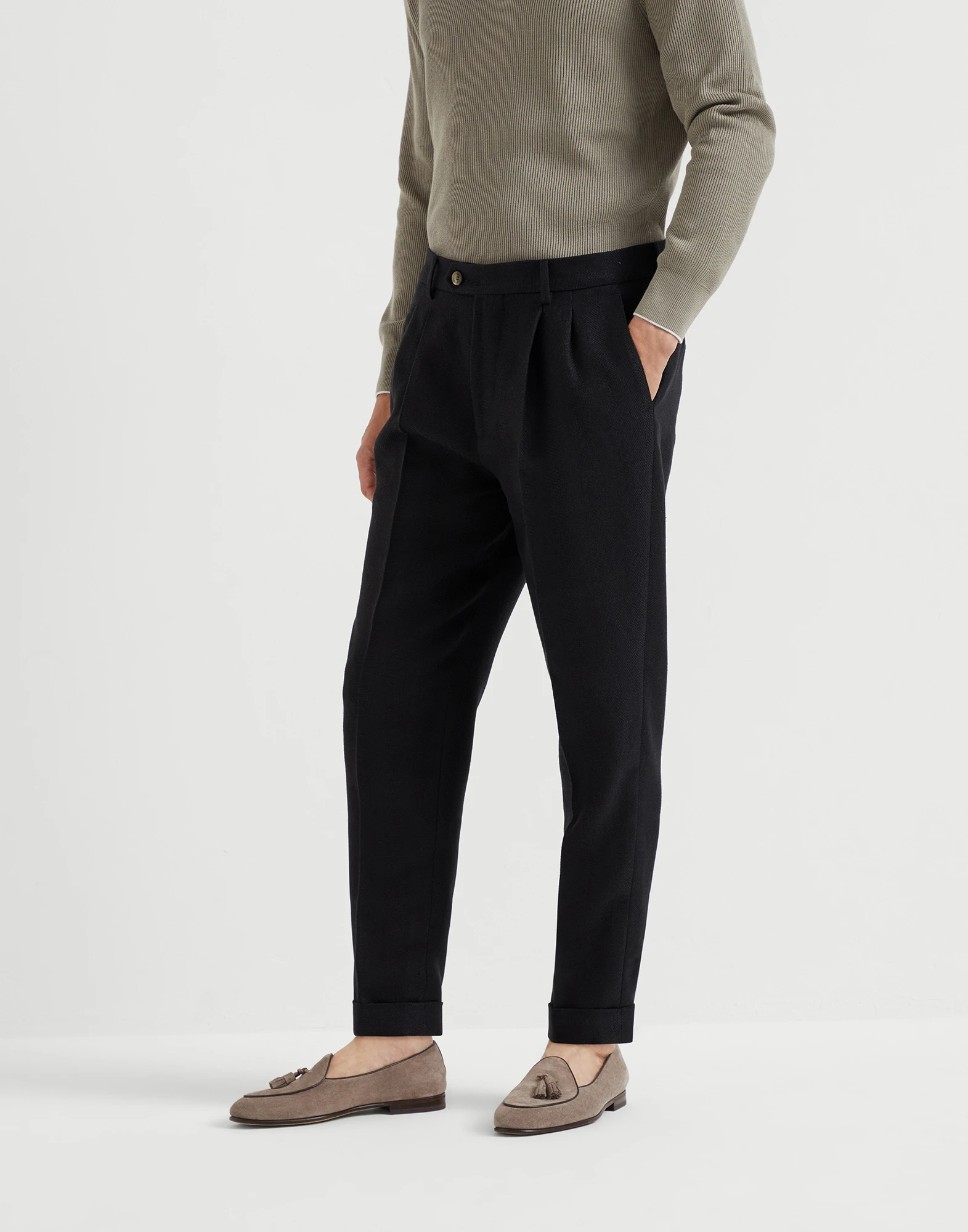 Diagonal twill trousers