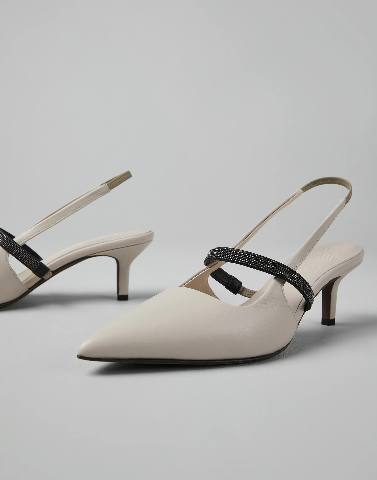 Nappa leather city heels with shiny strap