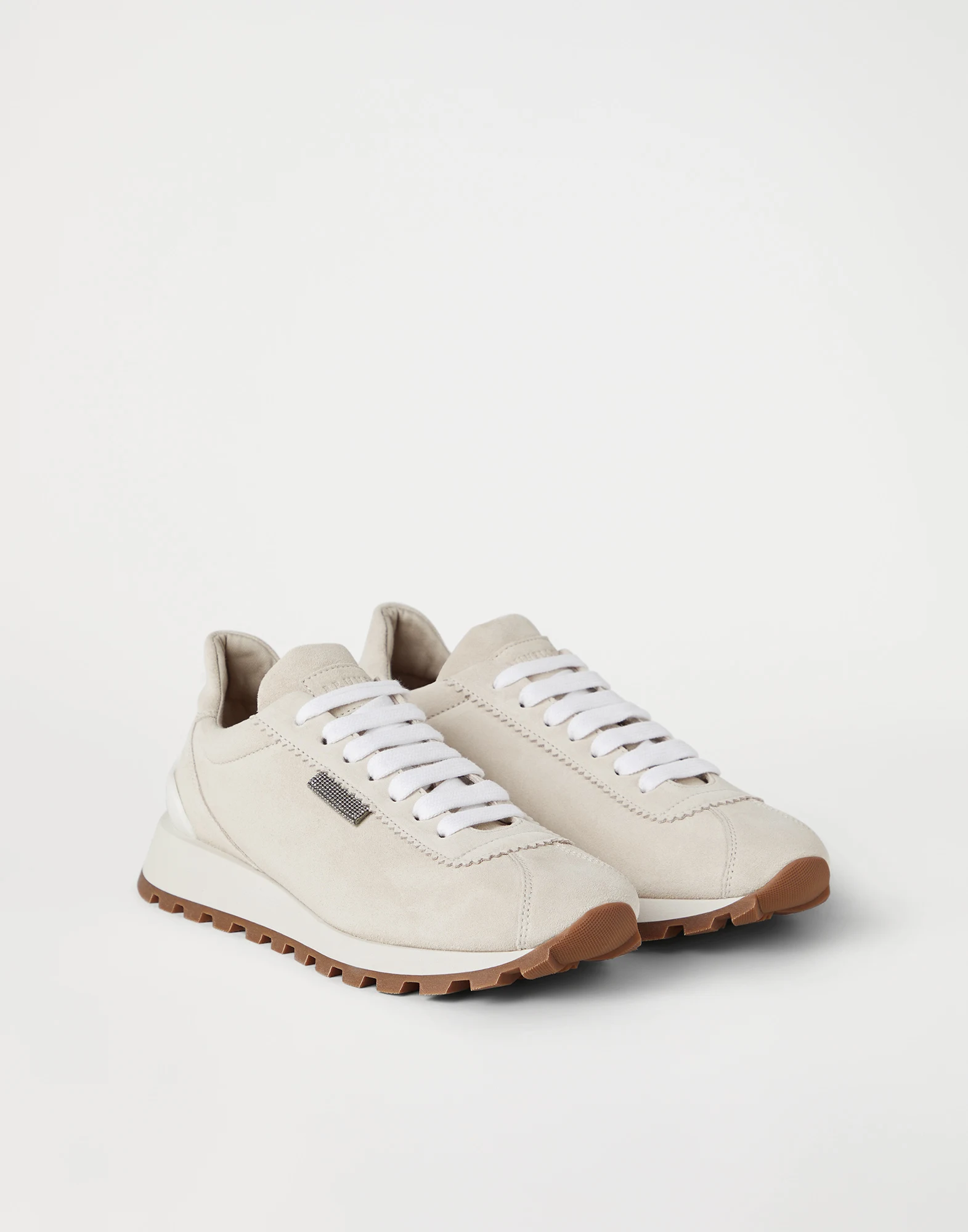 Suede runners with shiny tab