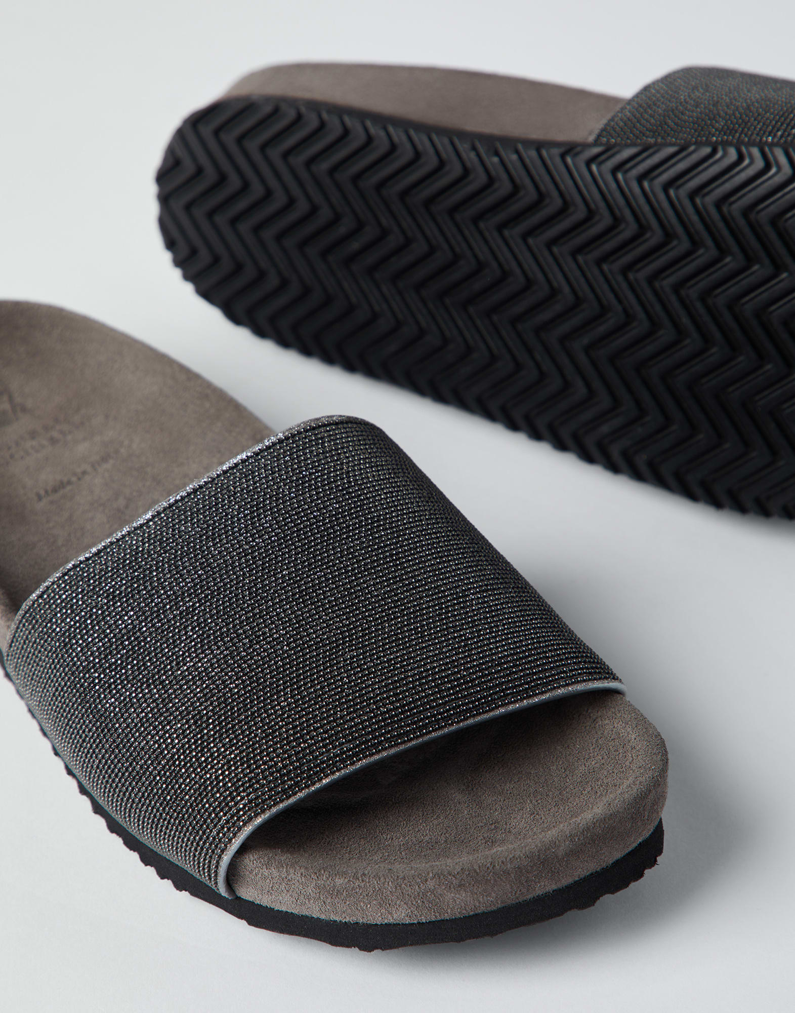 Precious slides in suede