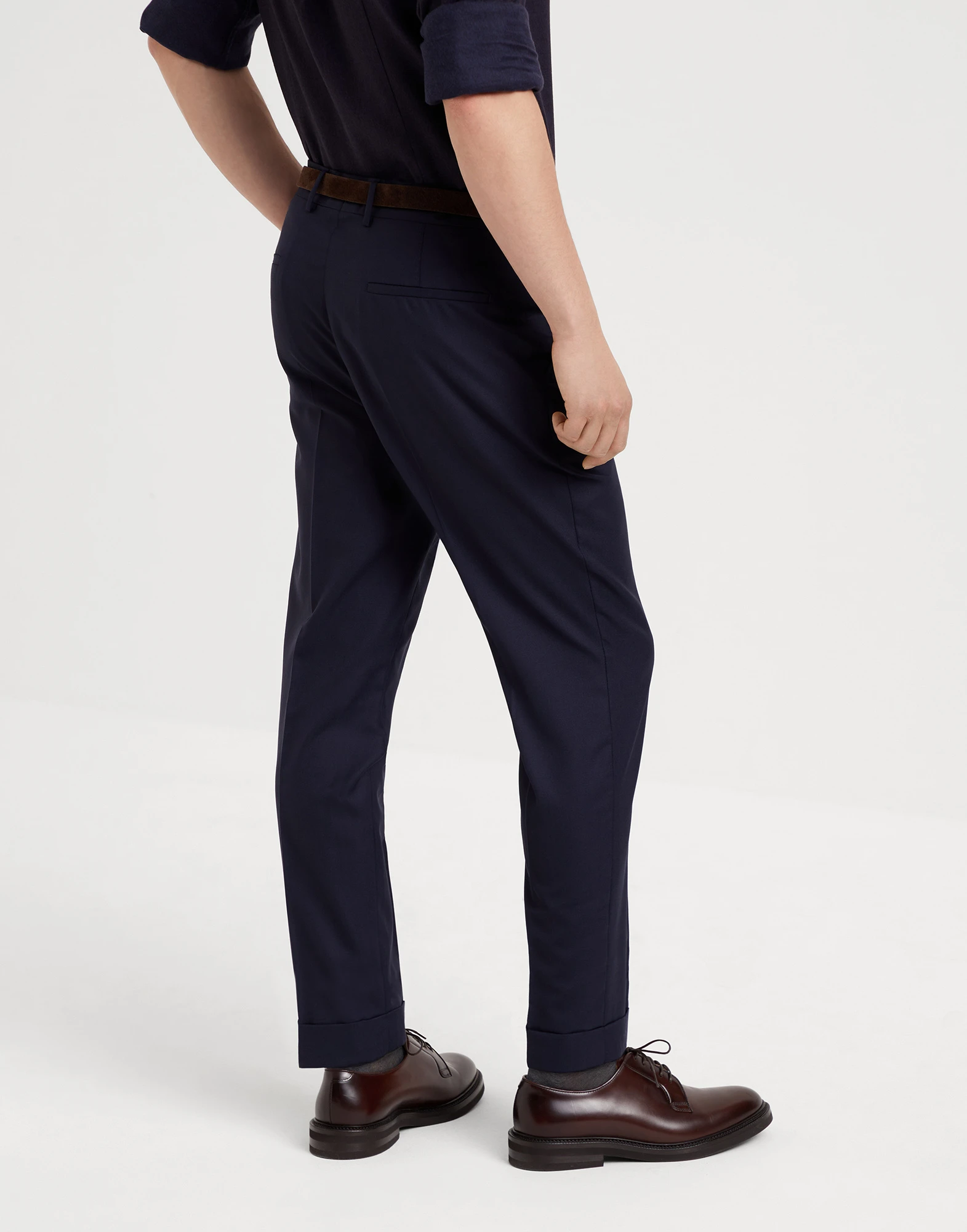 Leisure fit trousers with pleats
