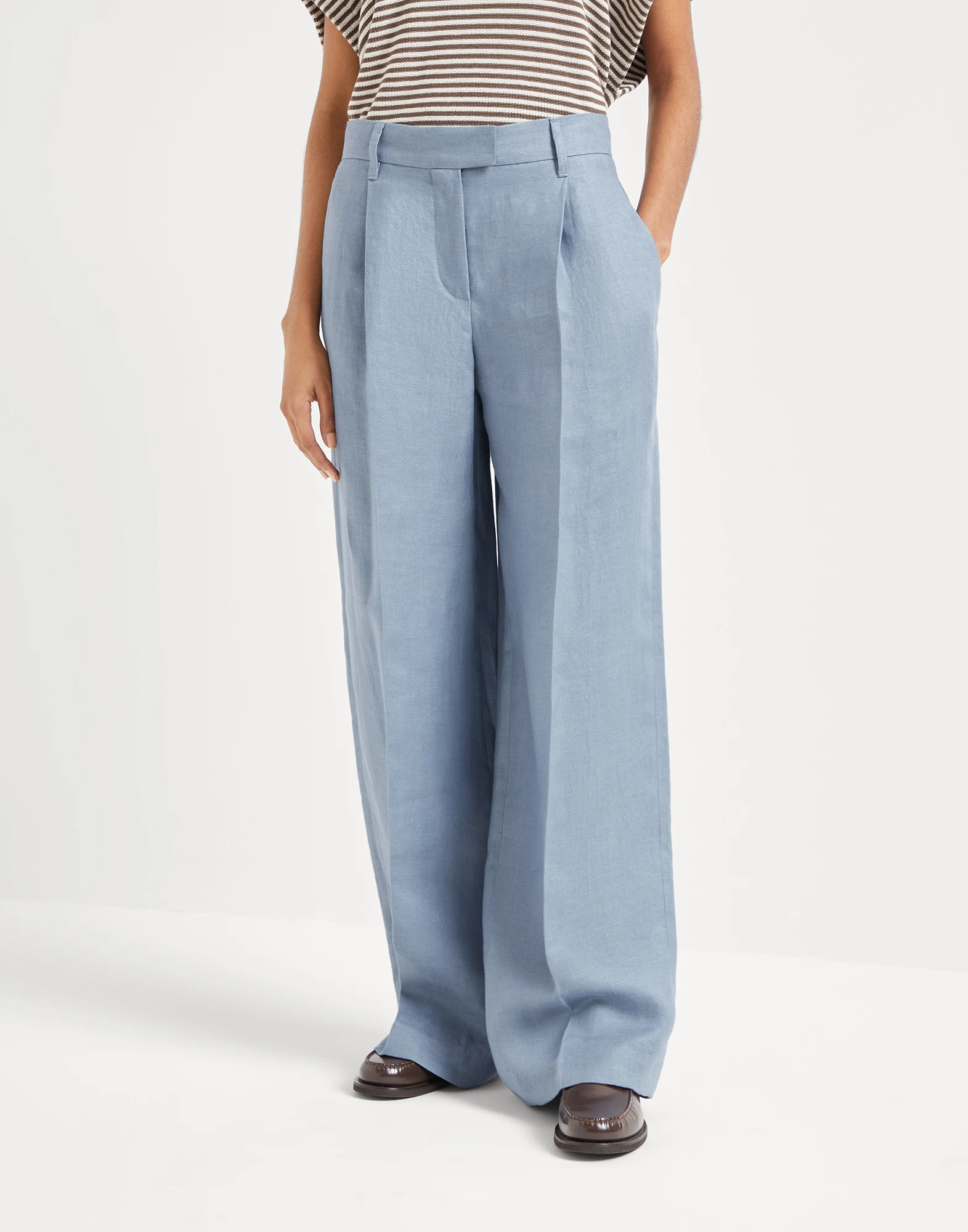 Loose Pleated trousers