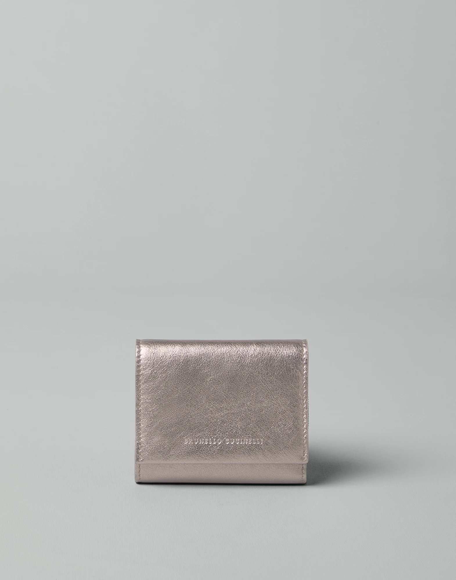Lame calfskin wallet with precious chain