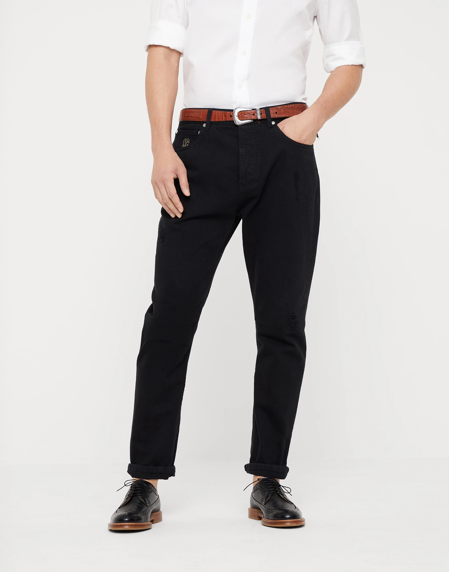 Garment-dyed slubbed denim leisure fit five-pocket trousers with rips