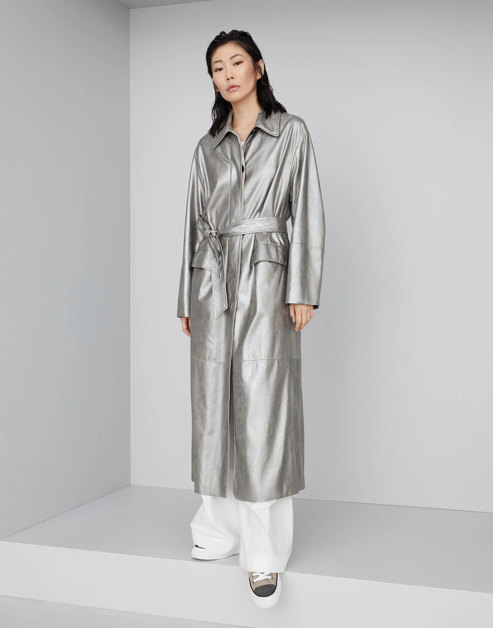 Lame suede trench with monili