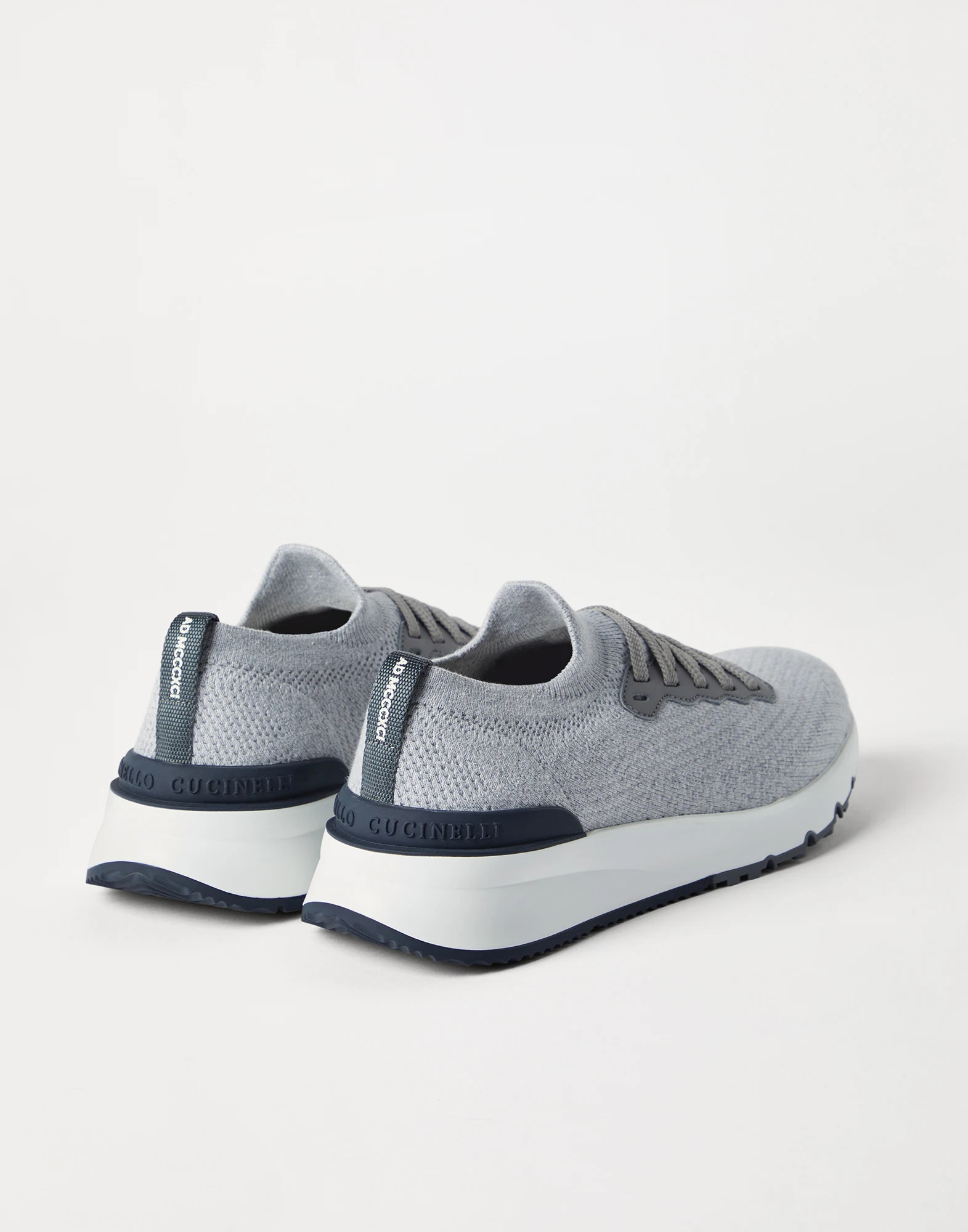 Knit runners