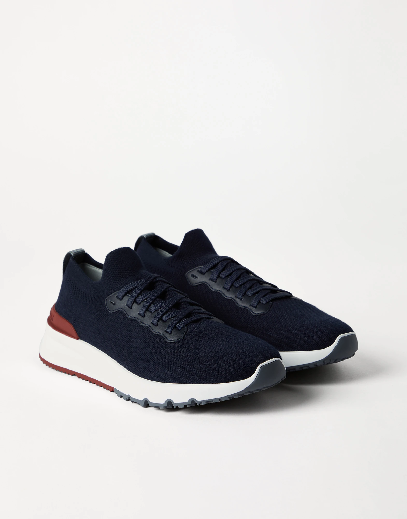 Knit runners