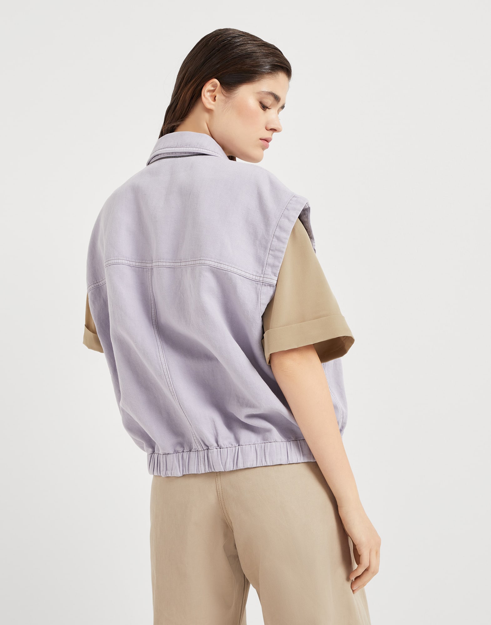Vest with monili