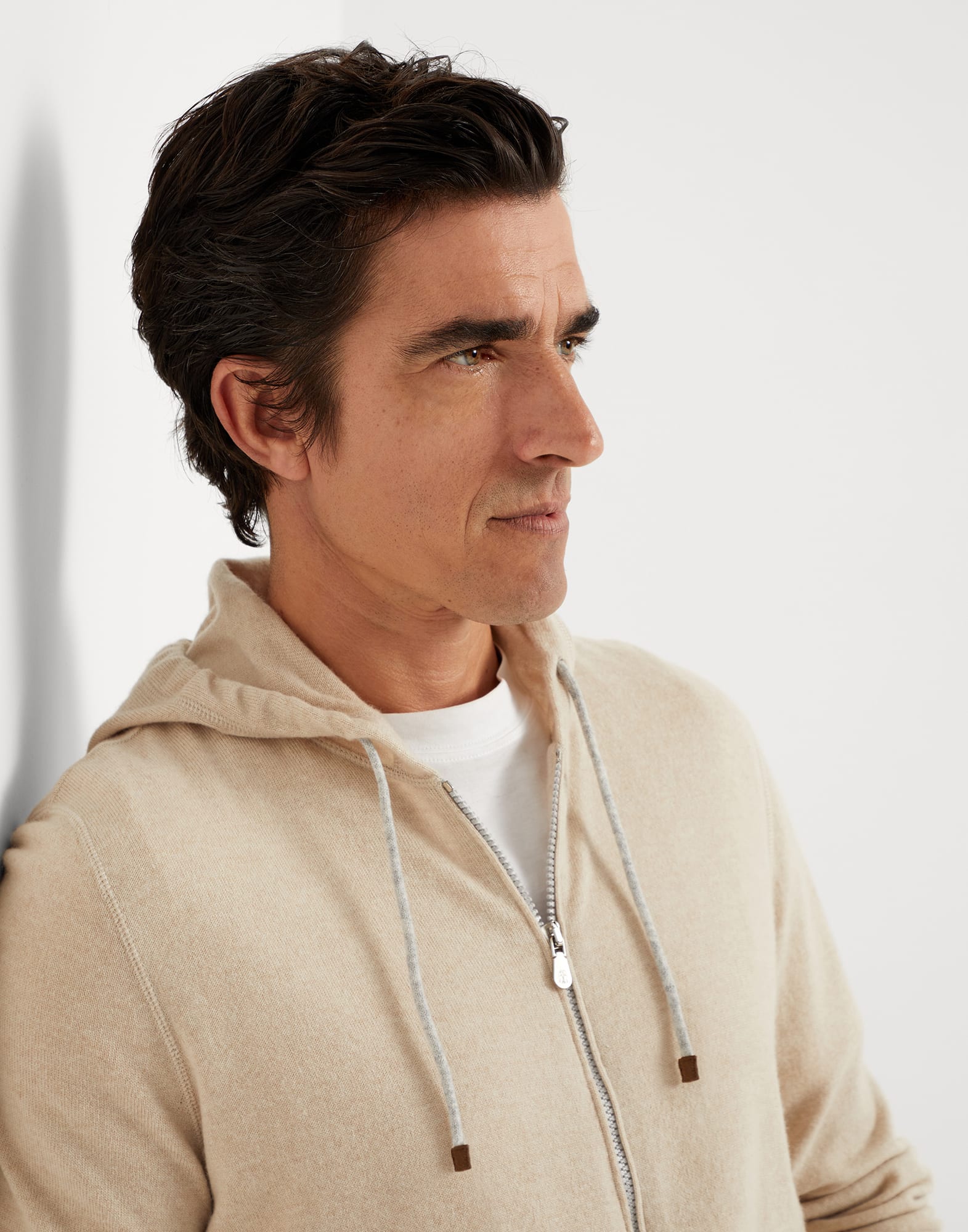 Cashmere sweatshirt-style cardigan with hood