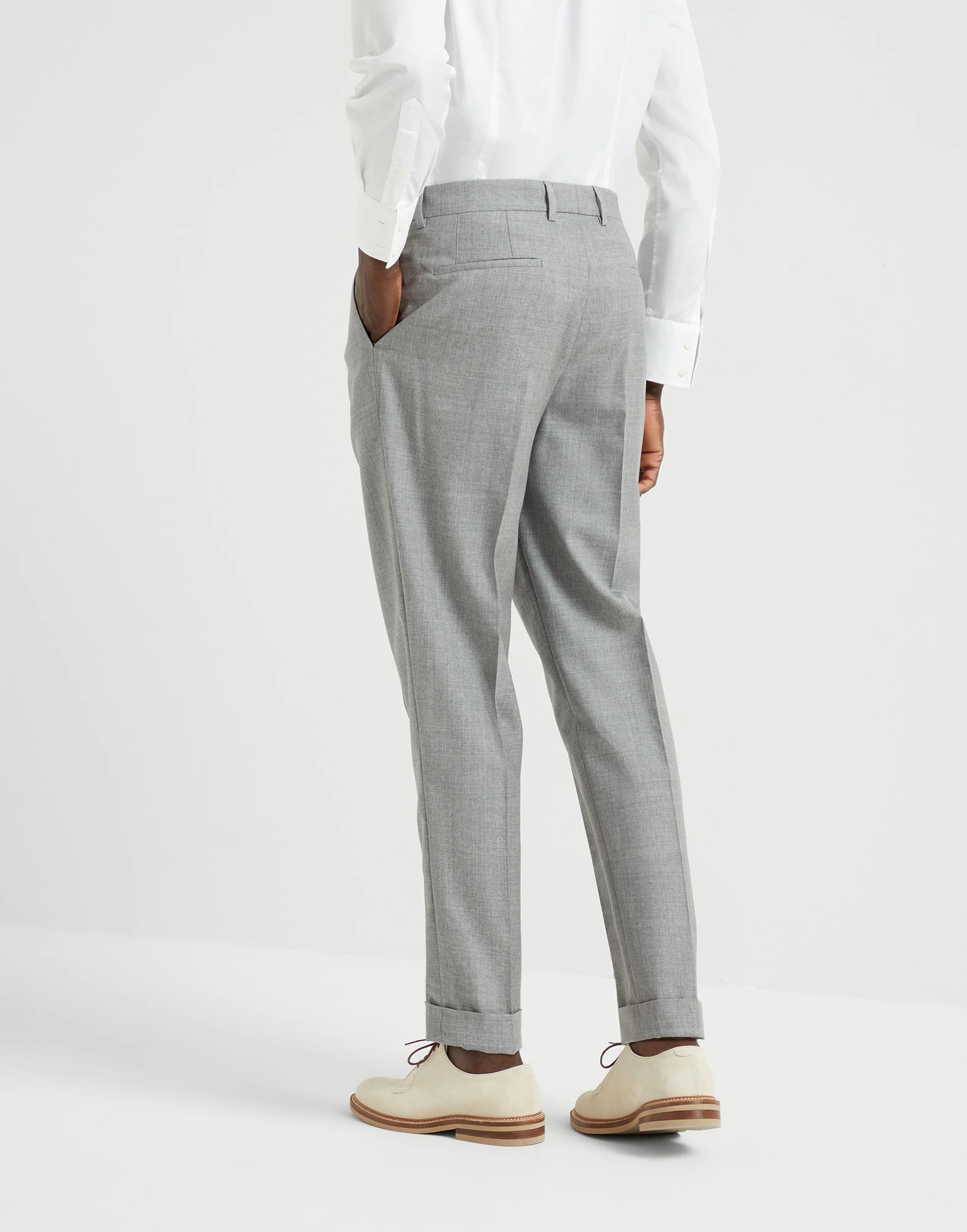 Leisure fit trousers with double pleats