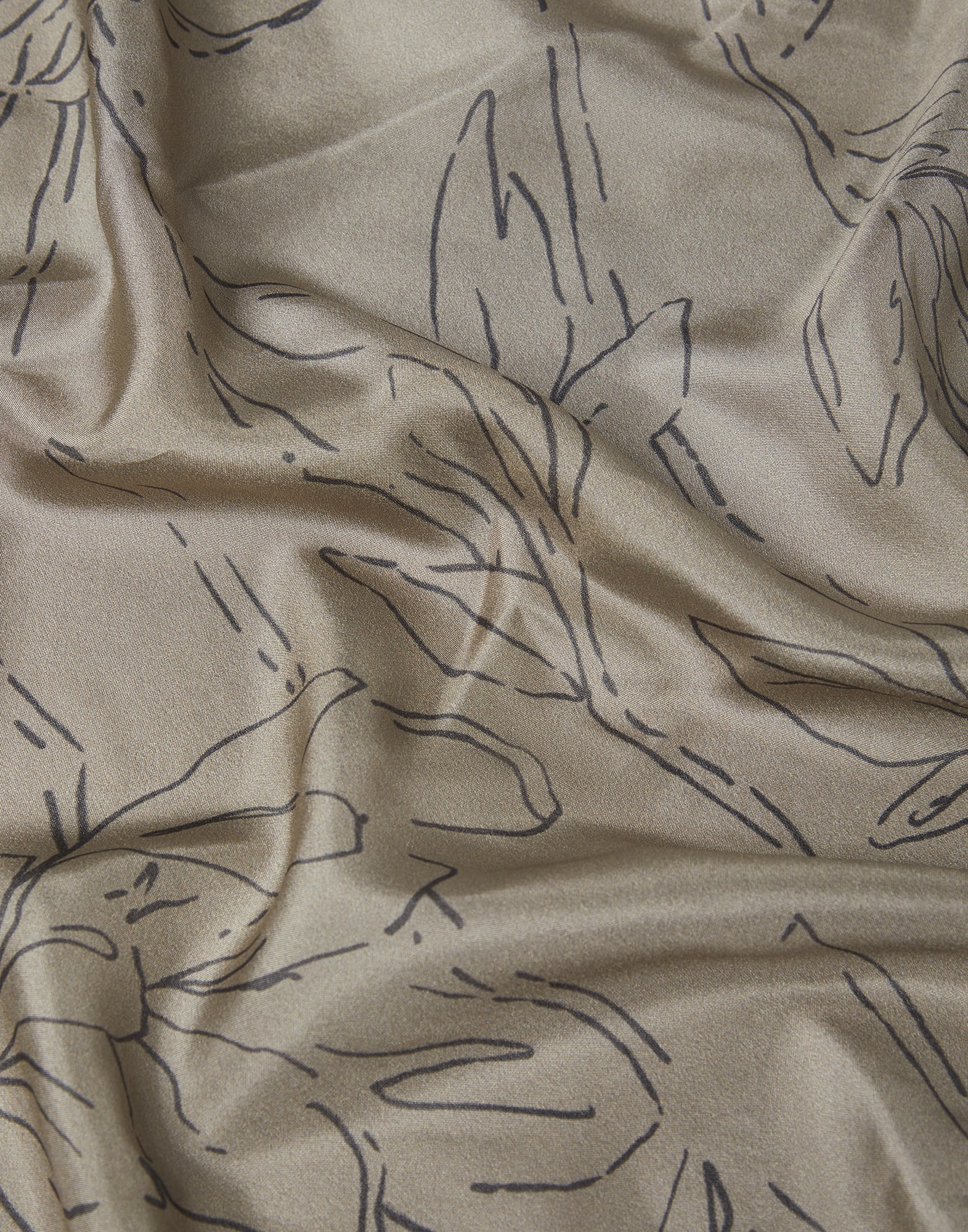 Silk magnolia print pongee foulard
