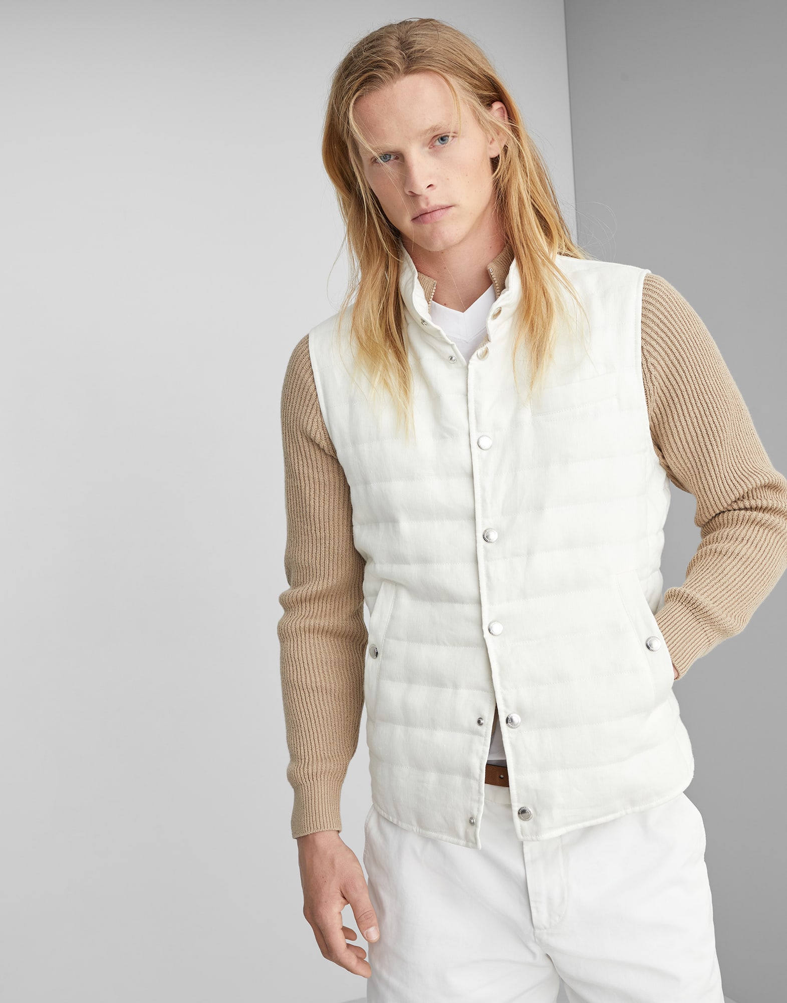 Denim-effect linen lightweight down vest