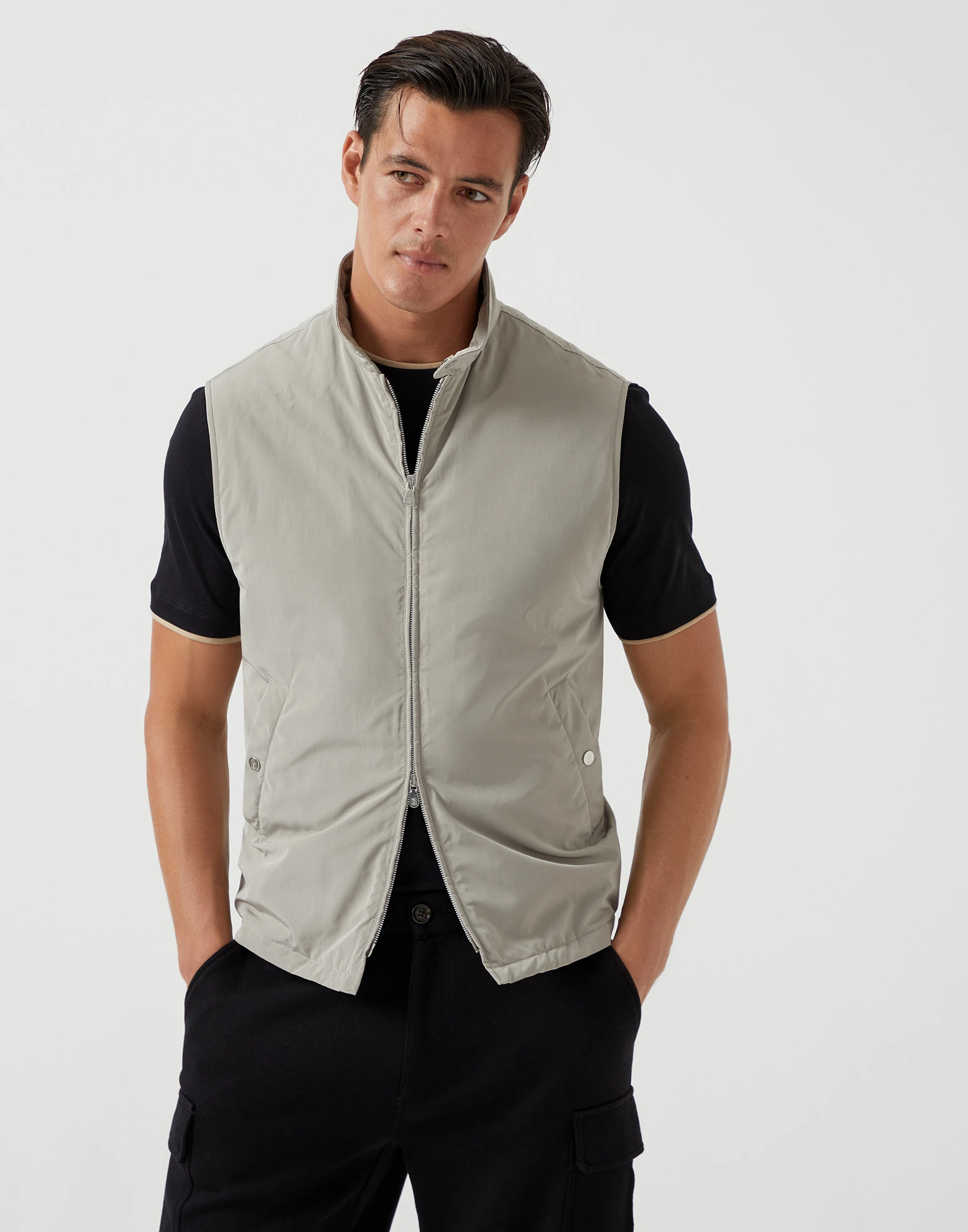 Water-resistant vest